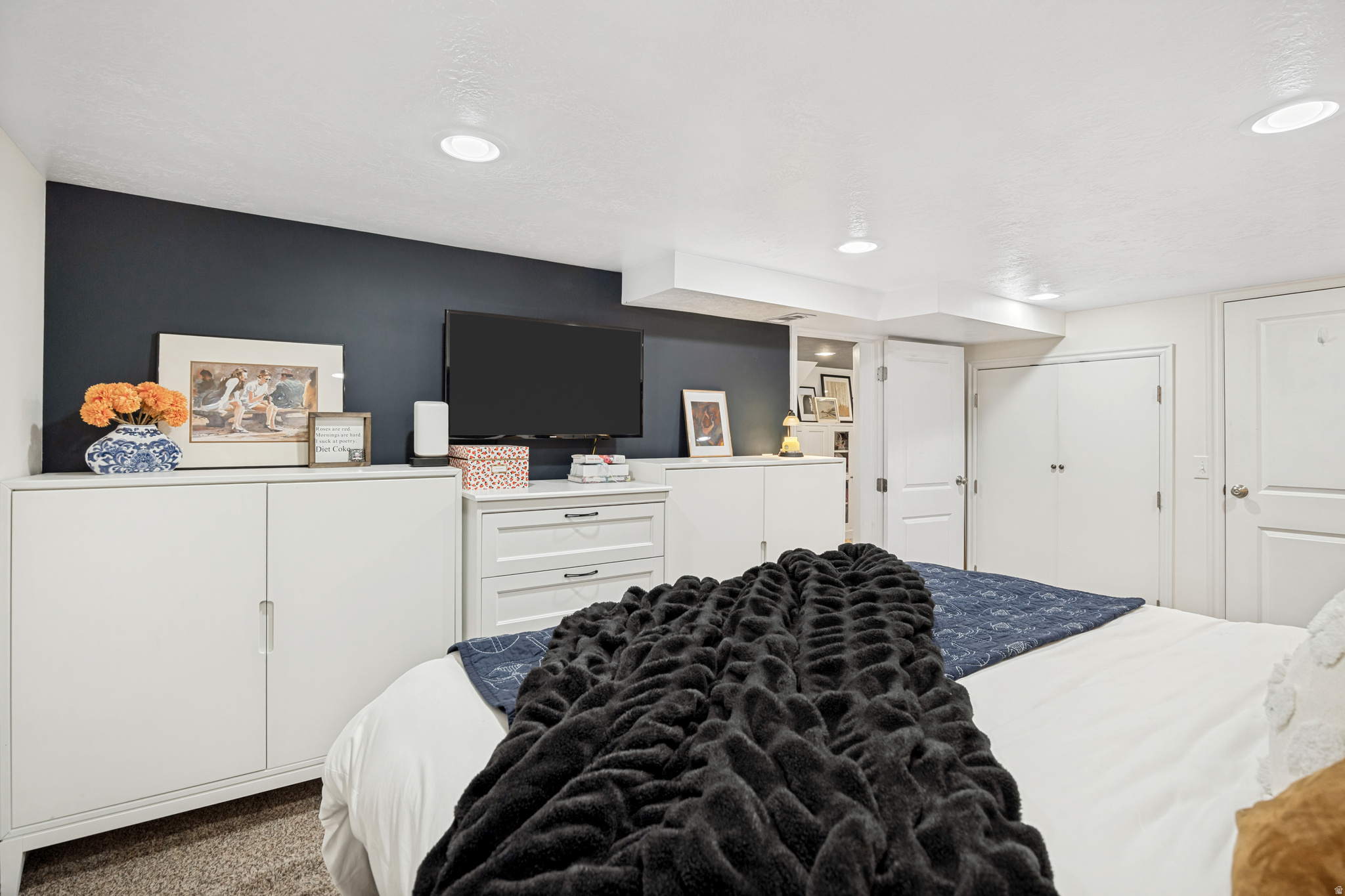 VIEW HEIGHTS - Residential
