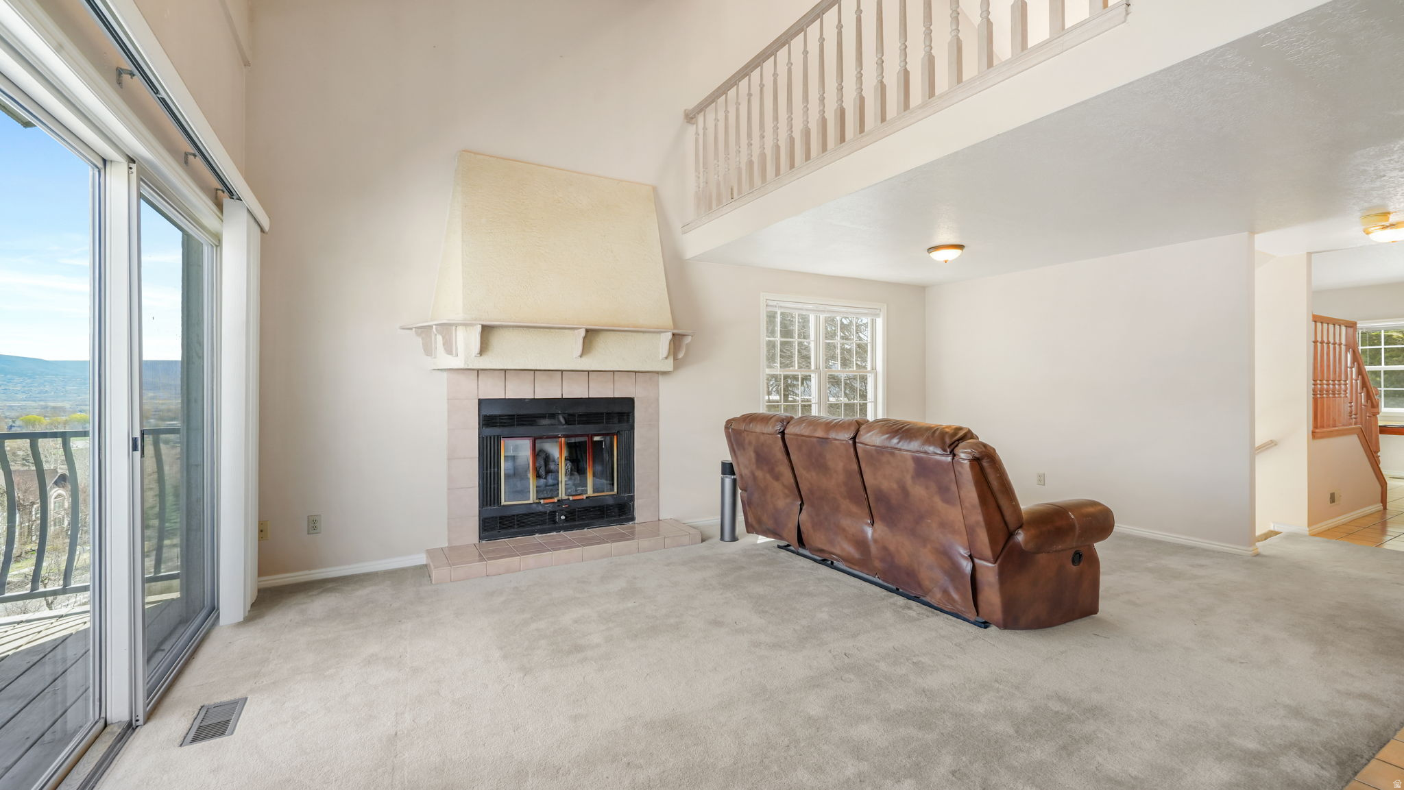 SWISS OAKS CONDOMINIUMS - Residential