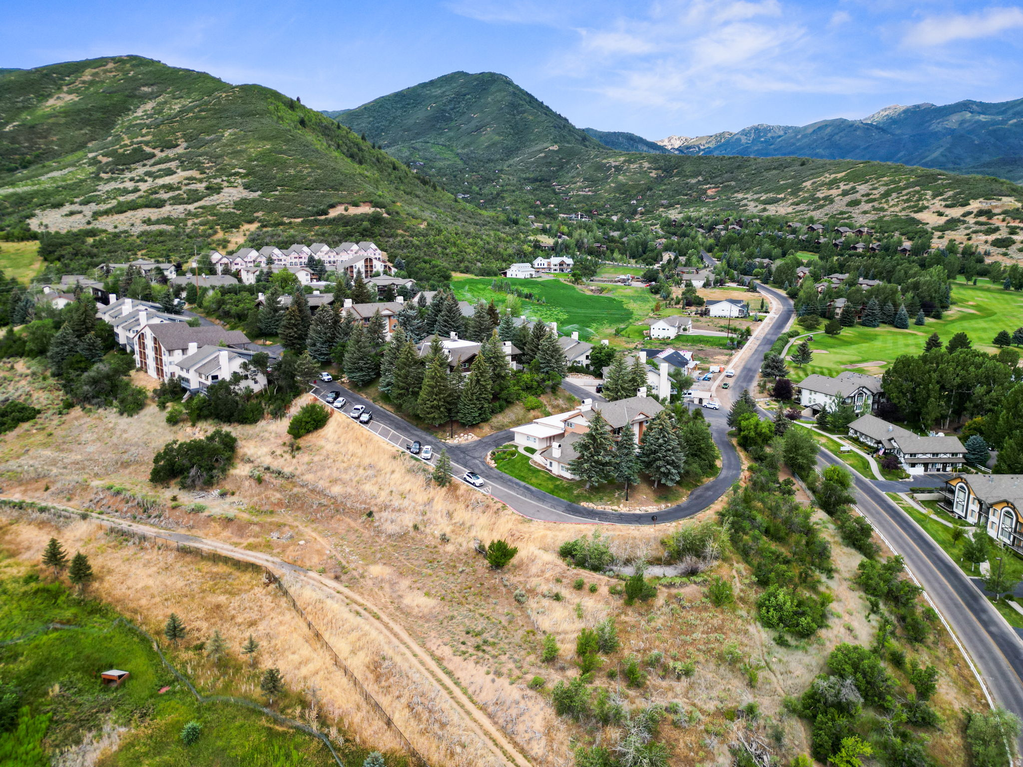 SWISS OAKS CONDOMINIUMS - Residential