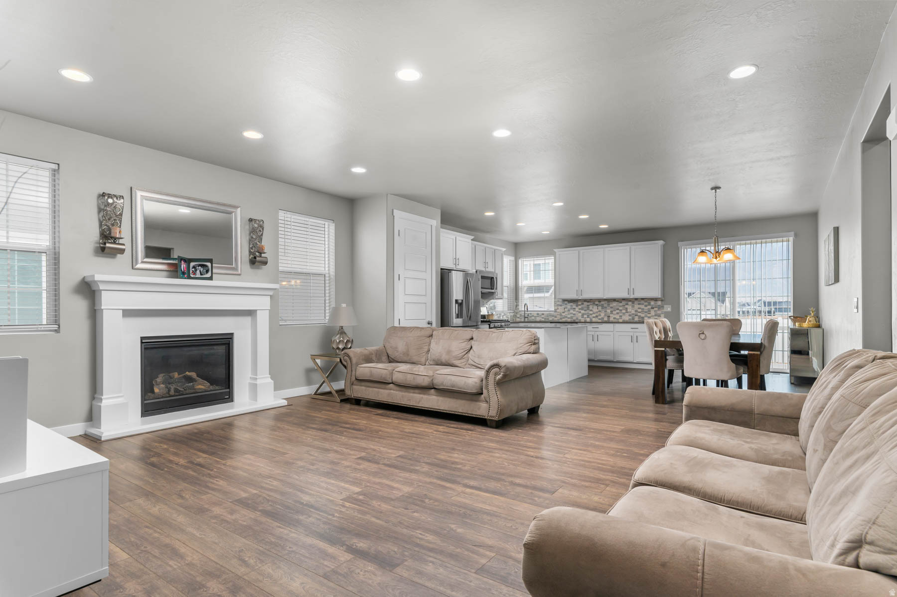 SAGEWOOD VILLAGE - Residential