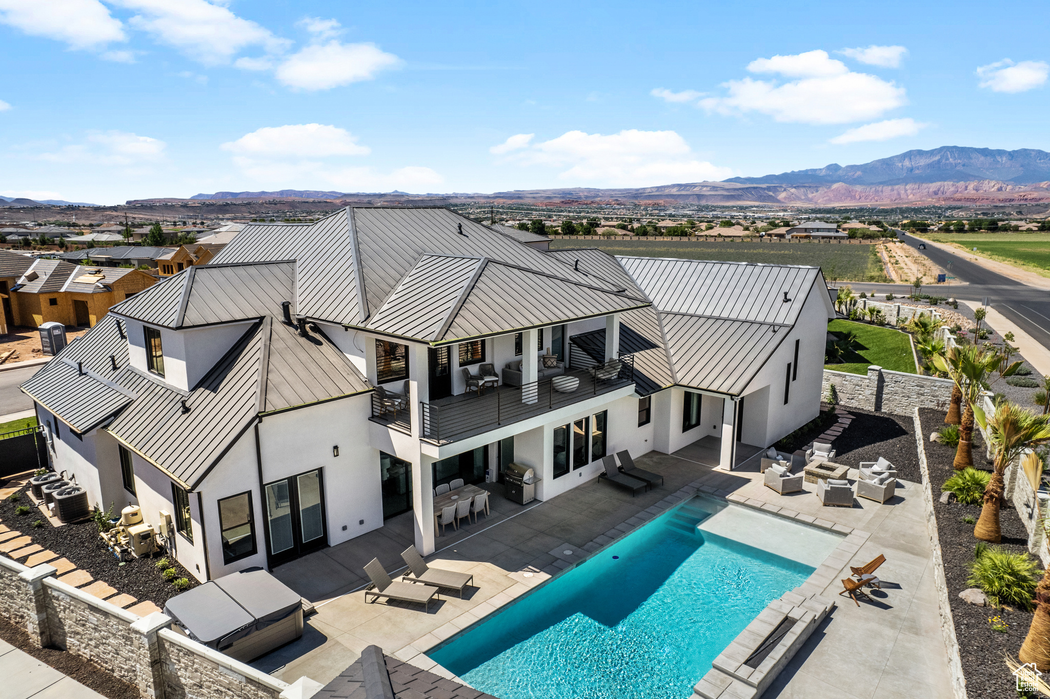 HAWKEYE POINTE SUBDI - Residential