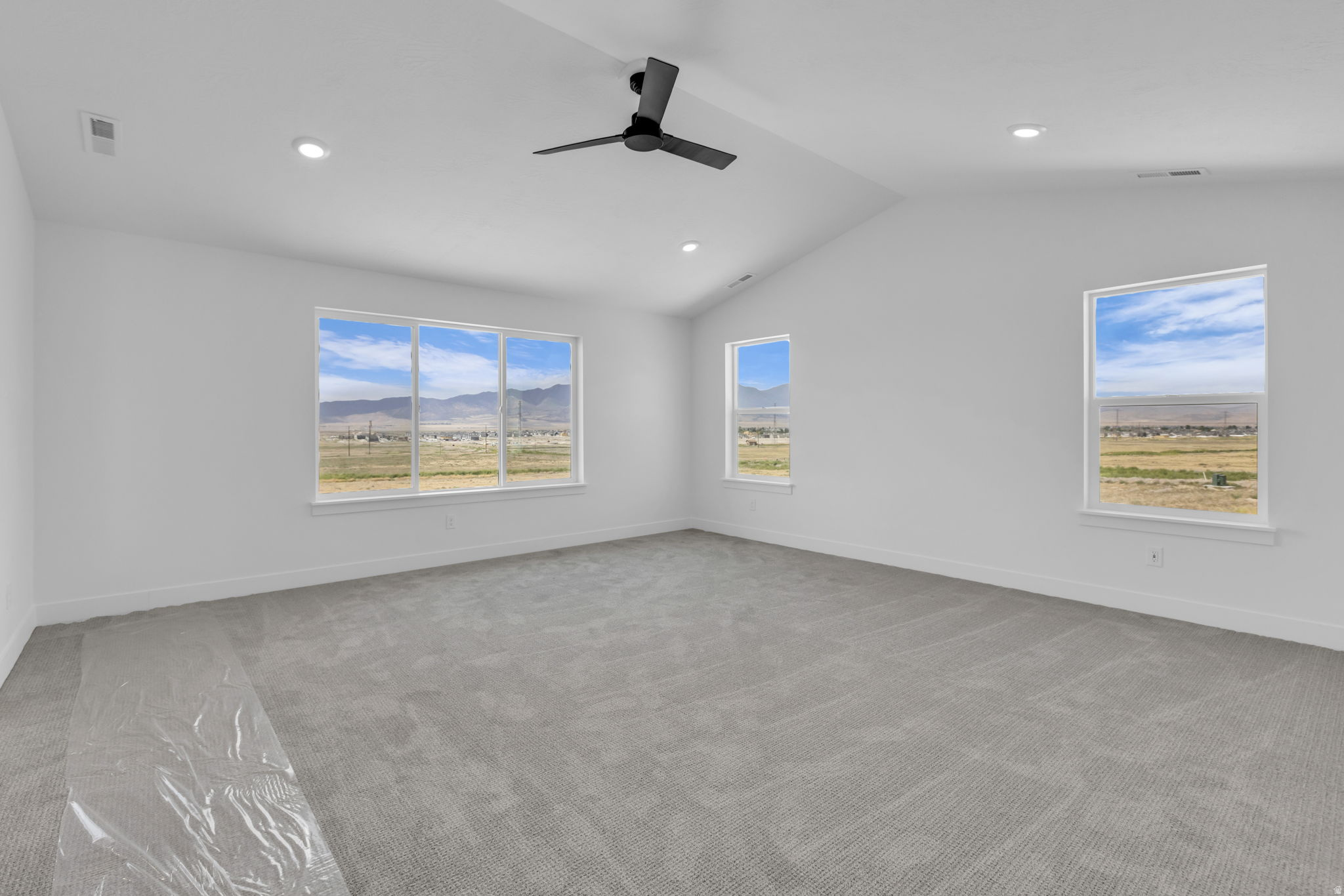 RIDGE - Residential