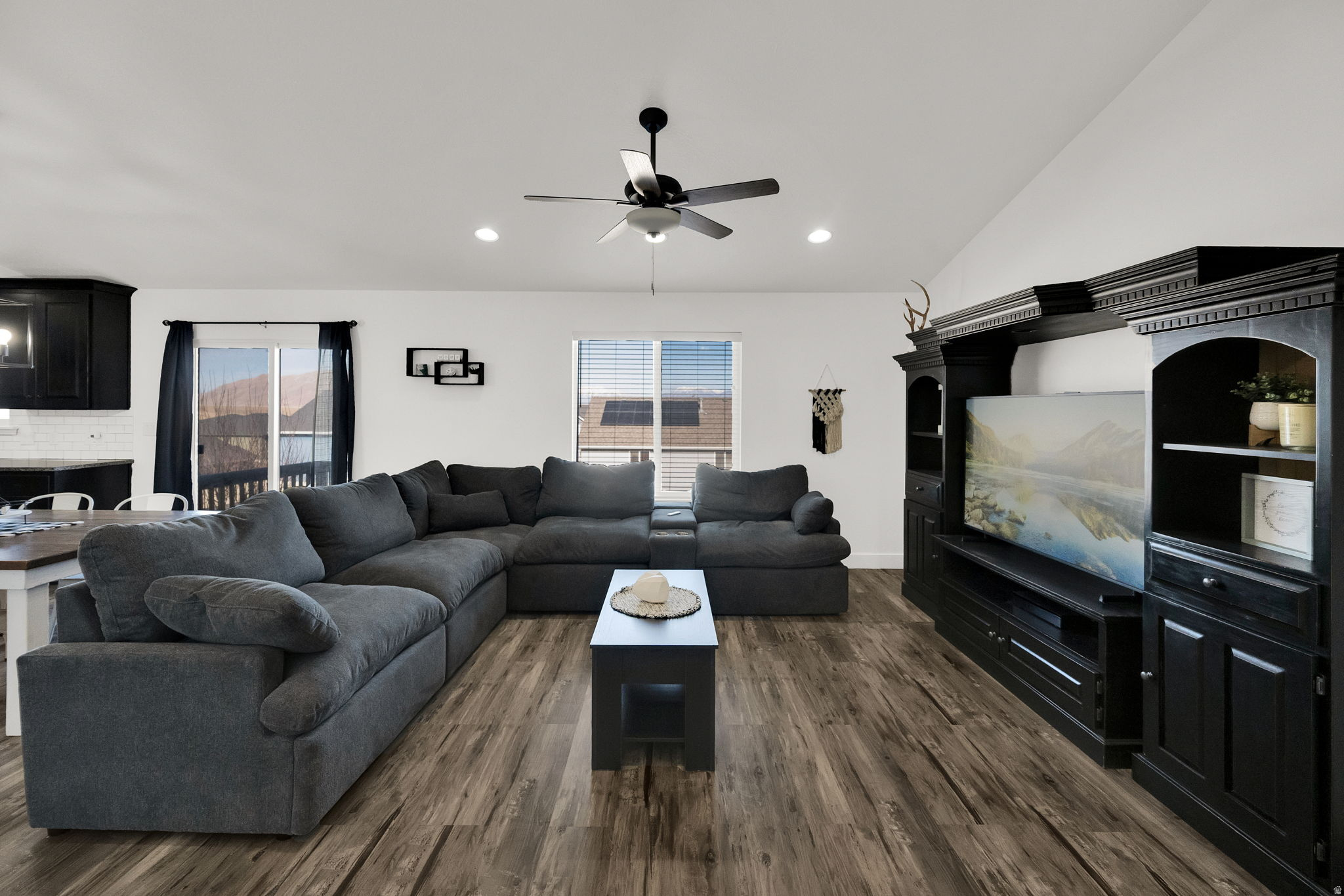 RIDGE - Residential