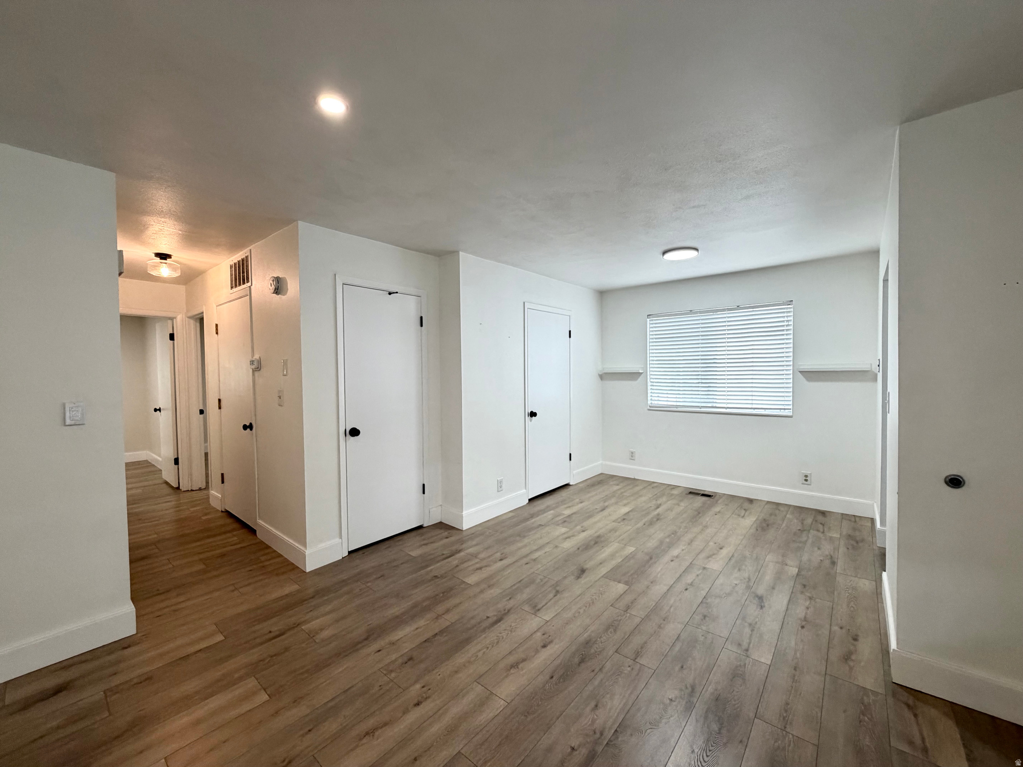 COVENTRY MANOR - Residential
