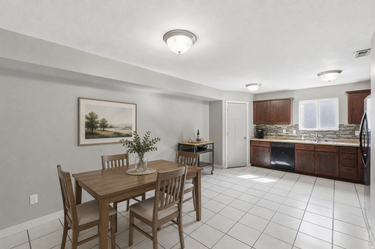 EDGEWATER - Residential