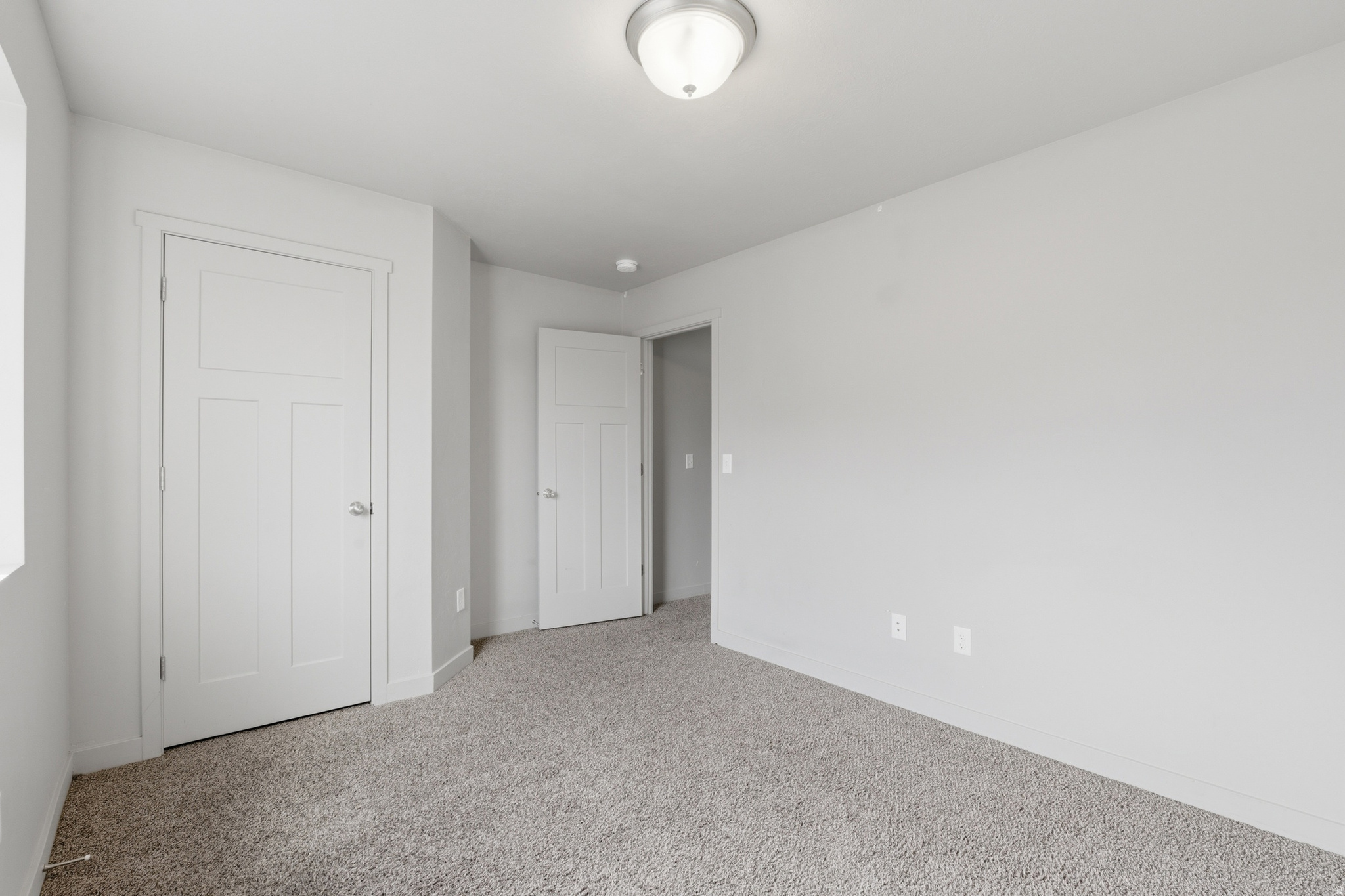 EDGEWATER - Residential