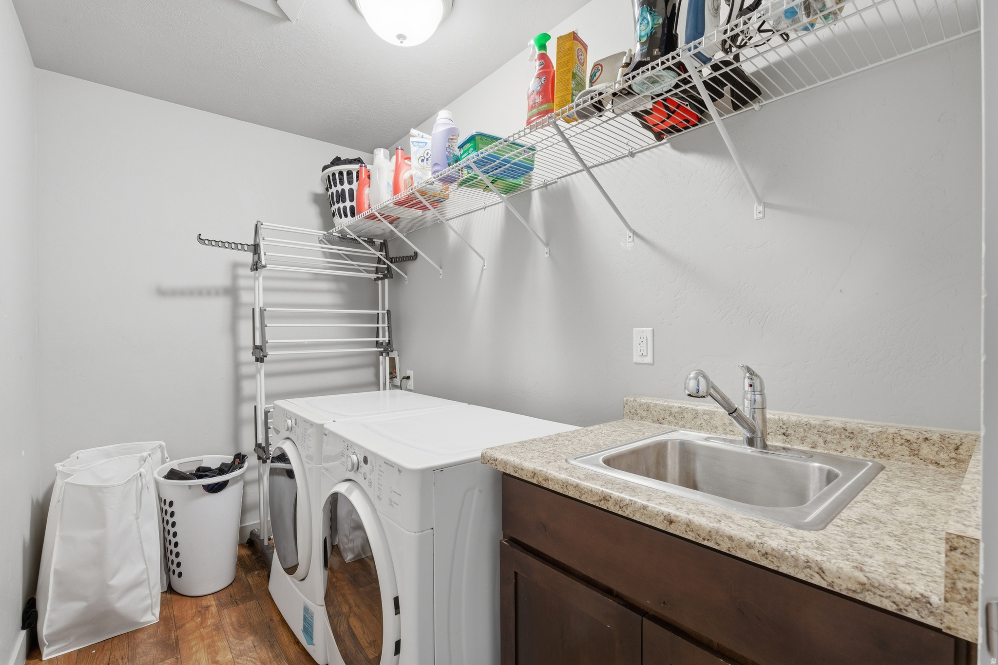 EDGEWATER - Residential