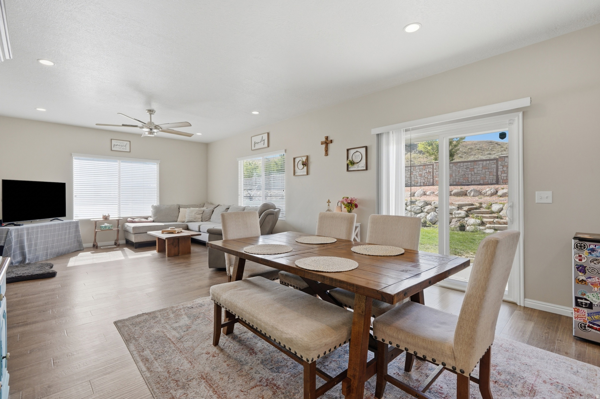 SUNSET HILLS - Residential