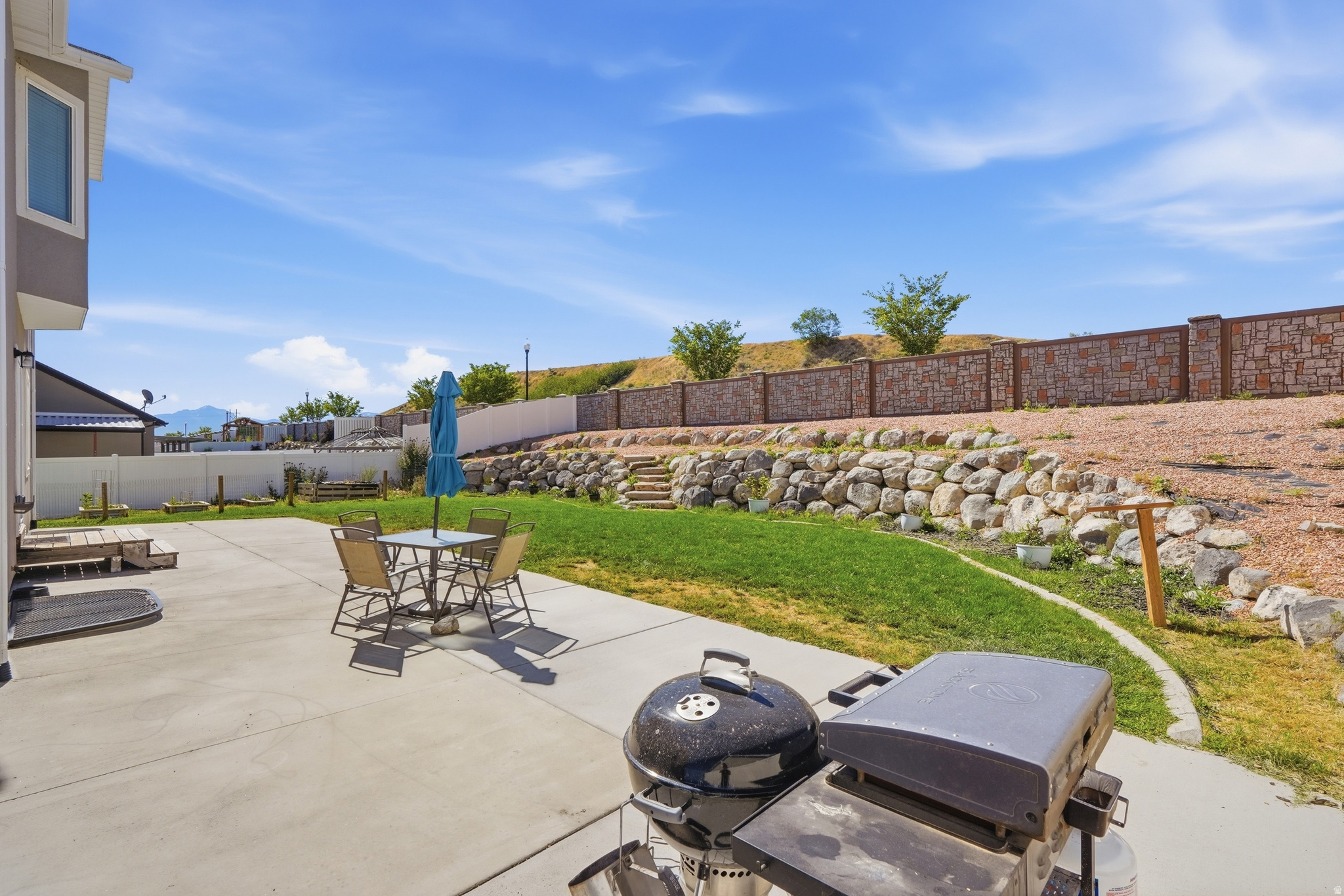 SUNSET HILLS - Residential