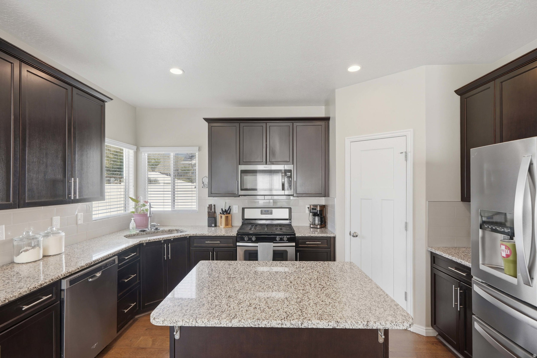 SUNSET HILLS - Residential