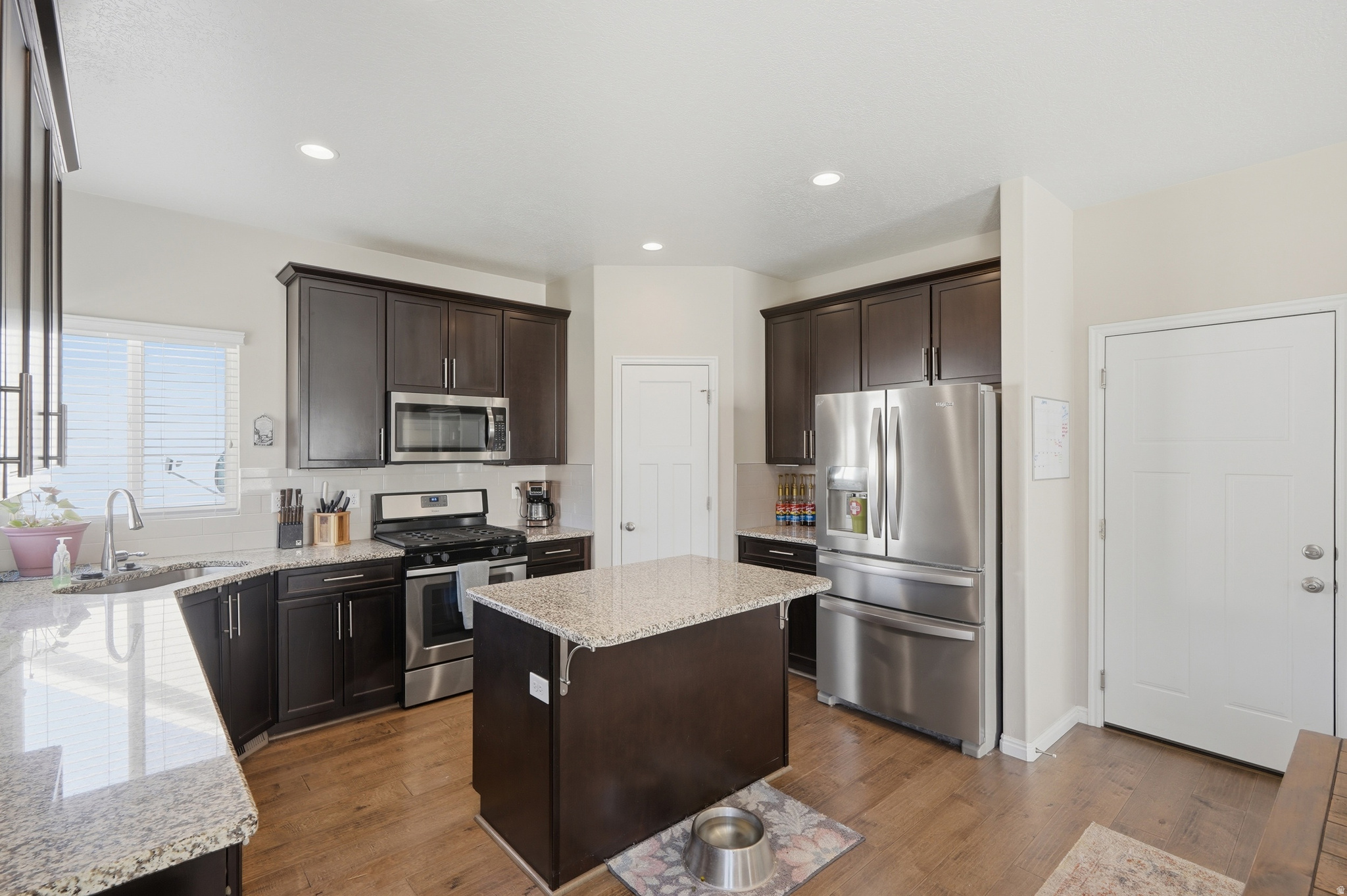 SUNSET HILLS - Residential