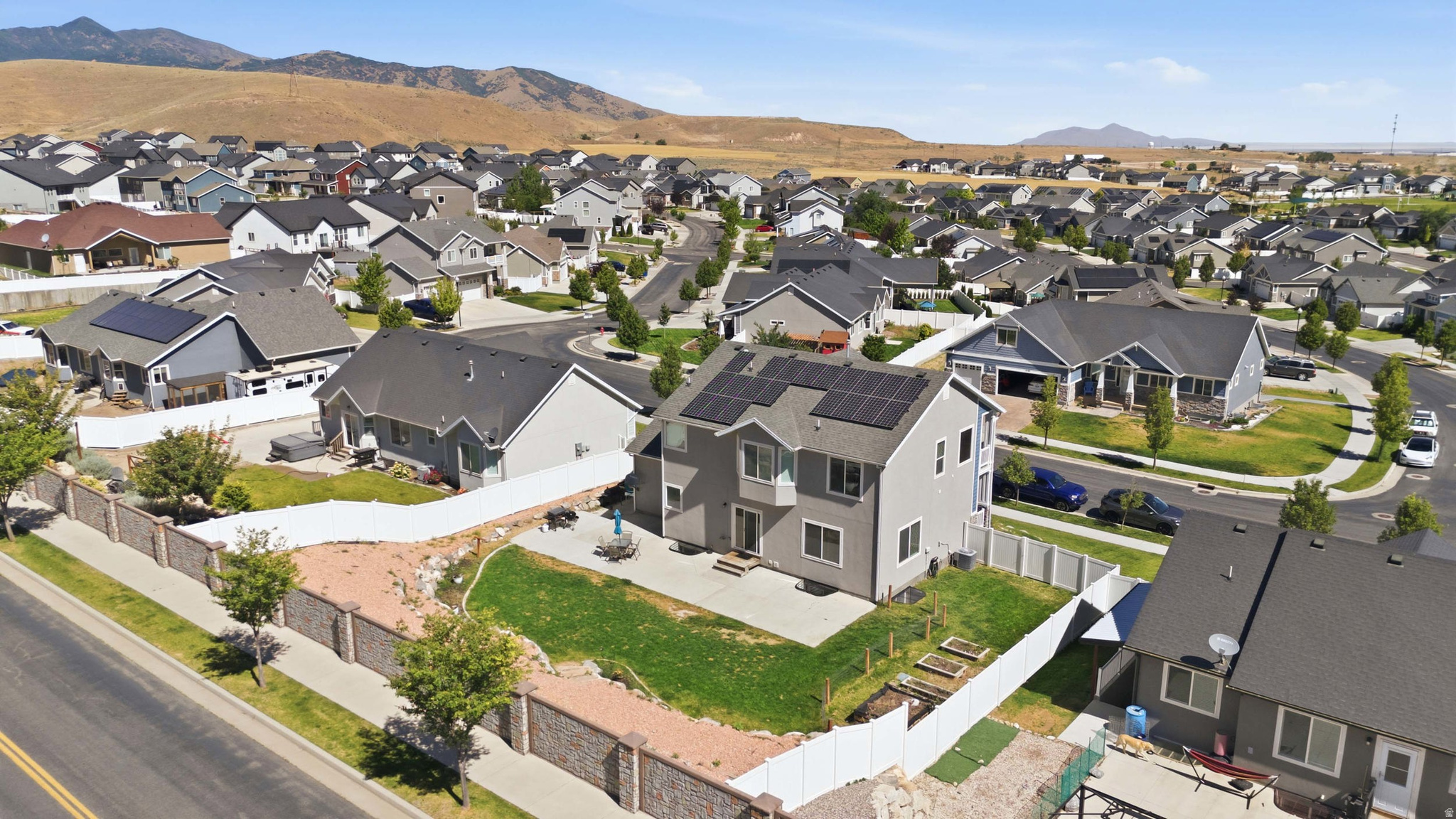 SUNSET HILLS - Residential