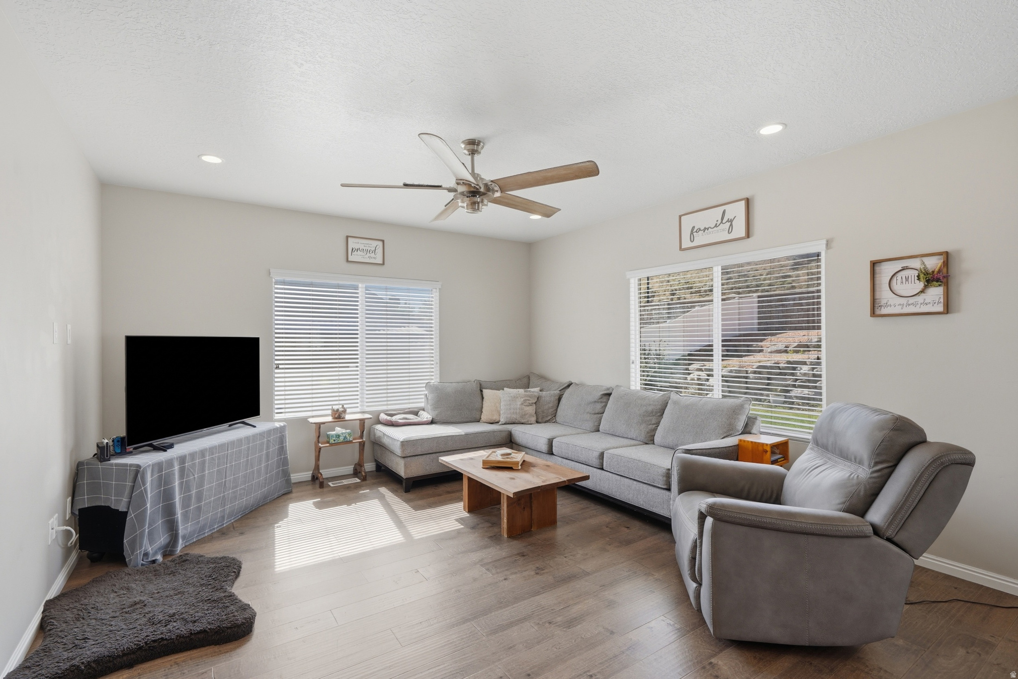 SUNSET HILLS - Residential