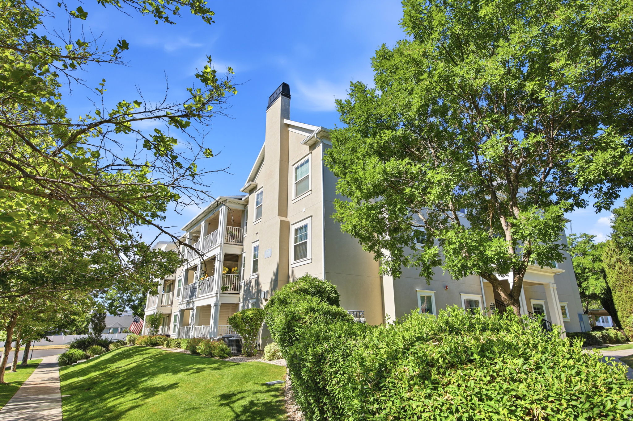 KENNECOTT - Residential
