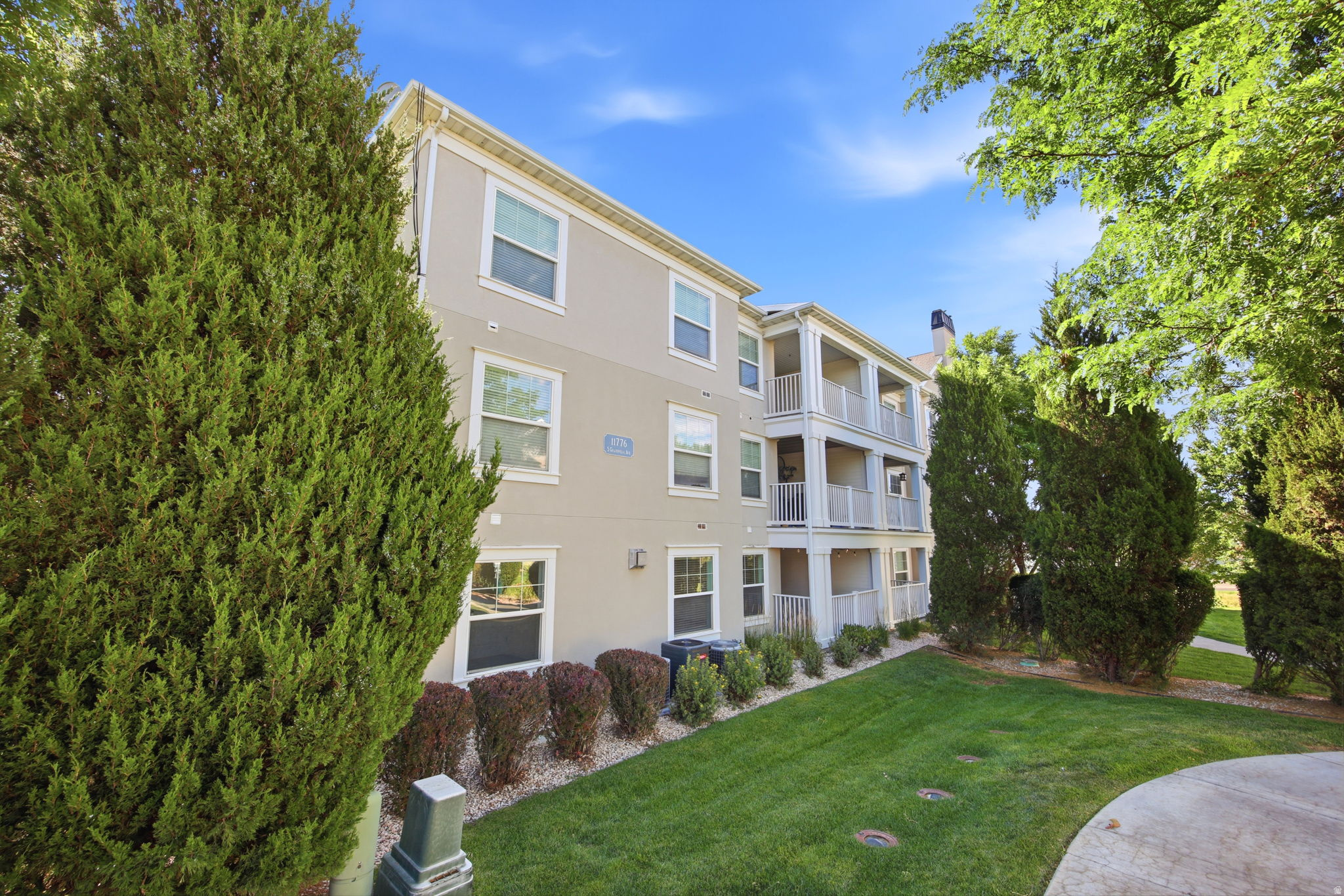 KENNECOTT - Residential
