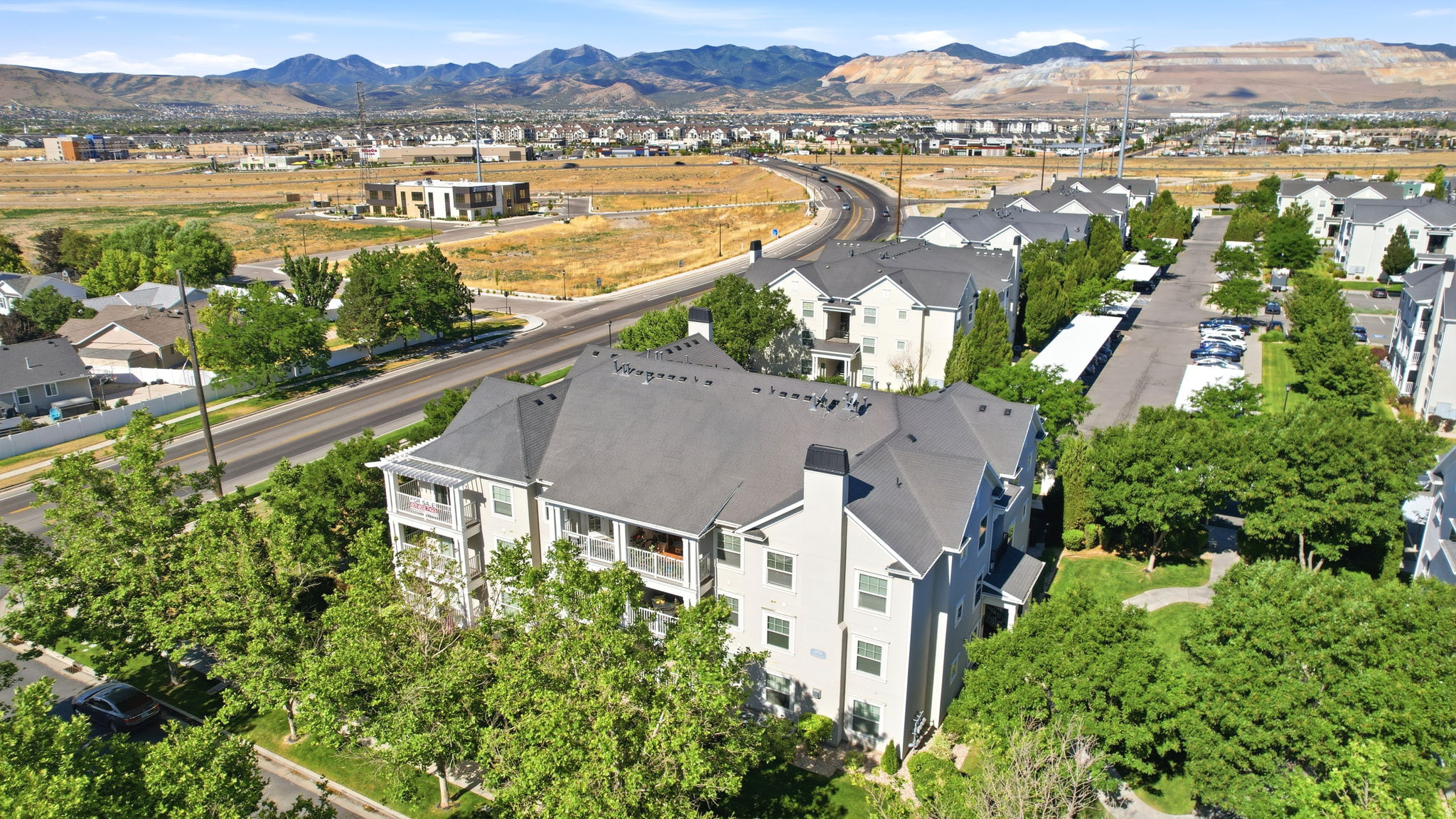 KENNECOTT - Residential