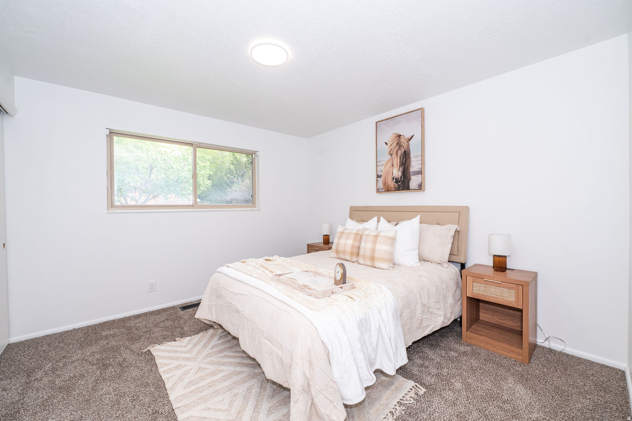 ALTA VISTA - Residential