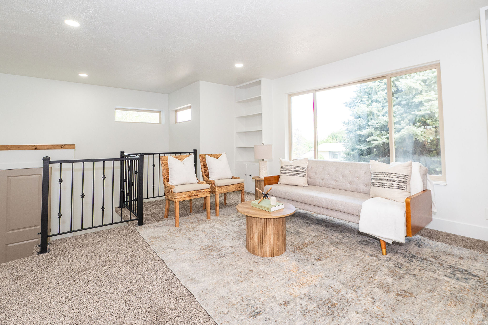 ALTA VISTA - Residential