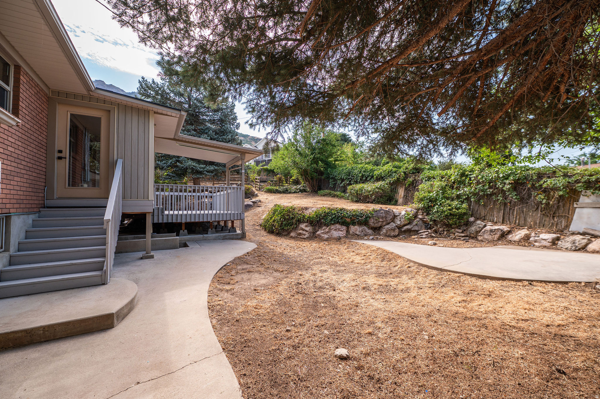 ALTA VISTA - Residential