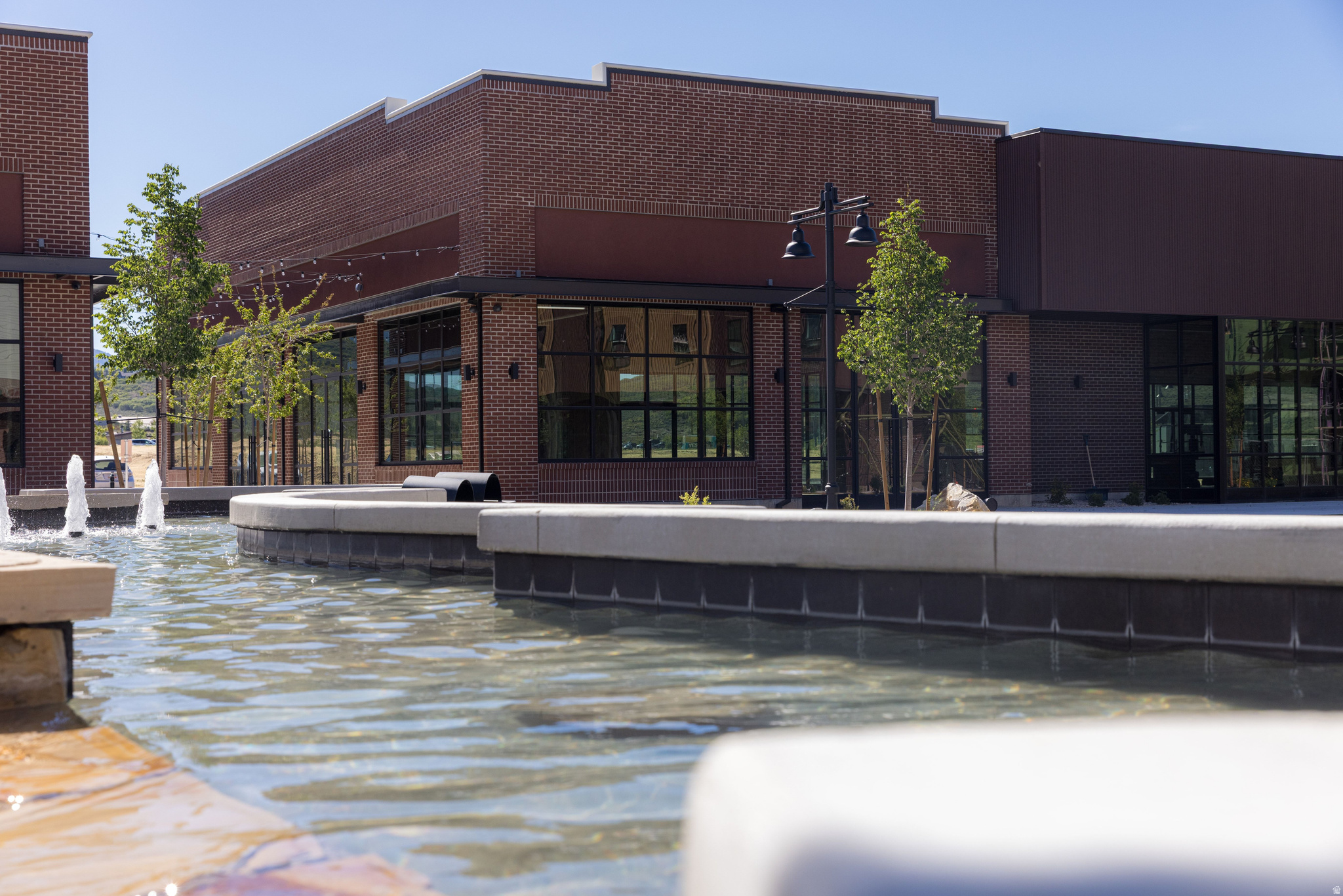 STUDIO CROSSING TOWNHOMES - Residential