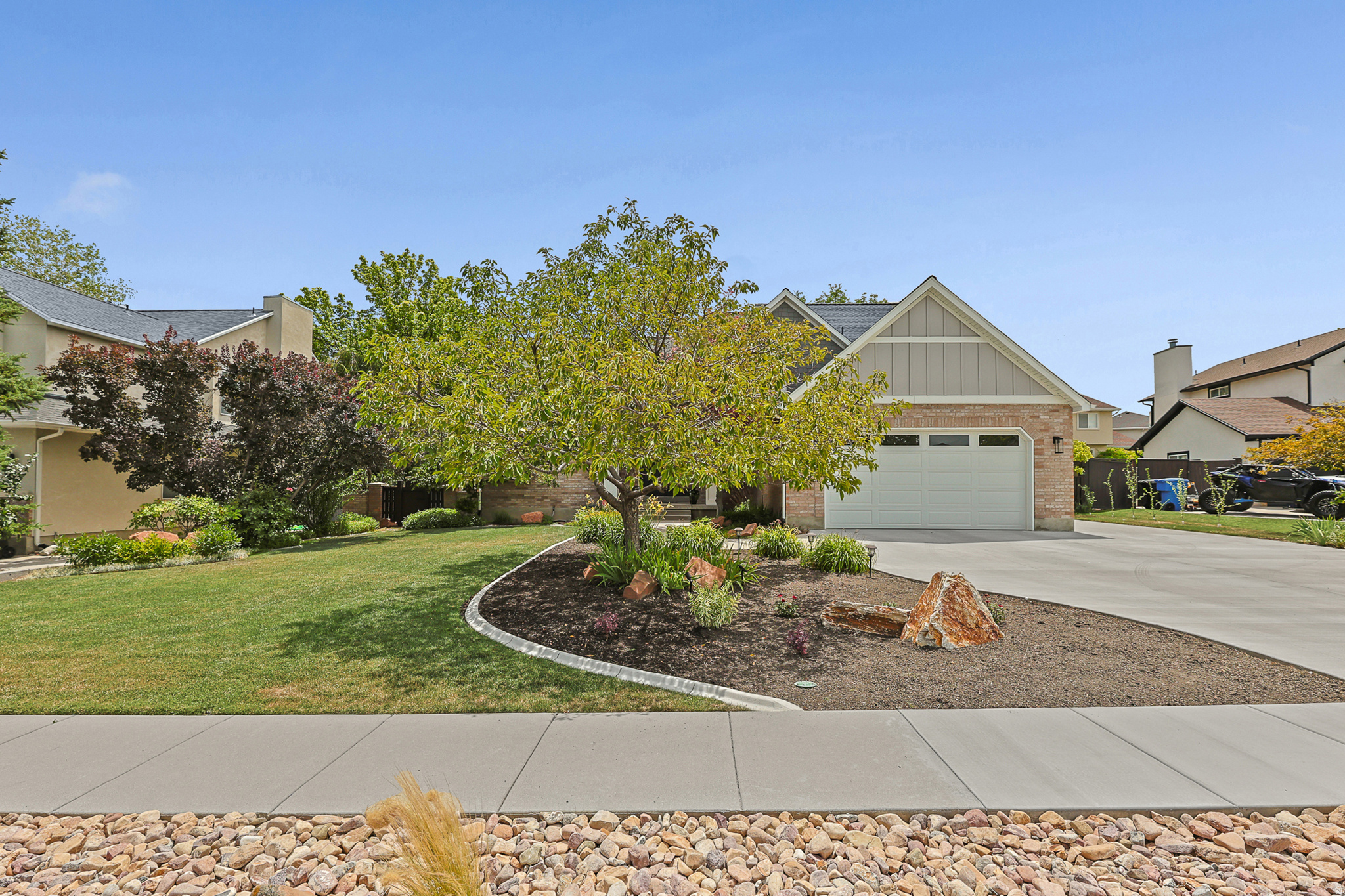 MEADOWS - Residential