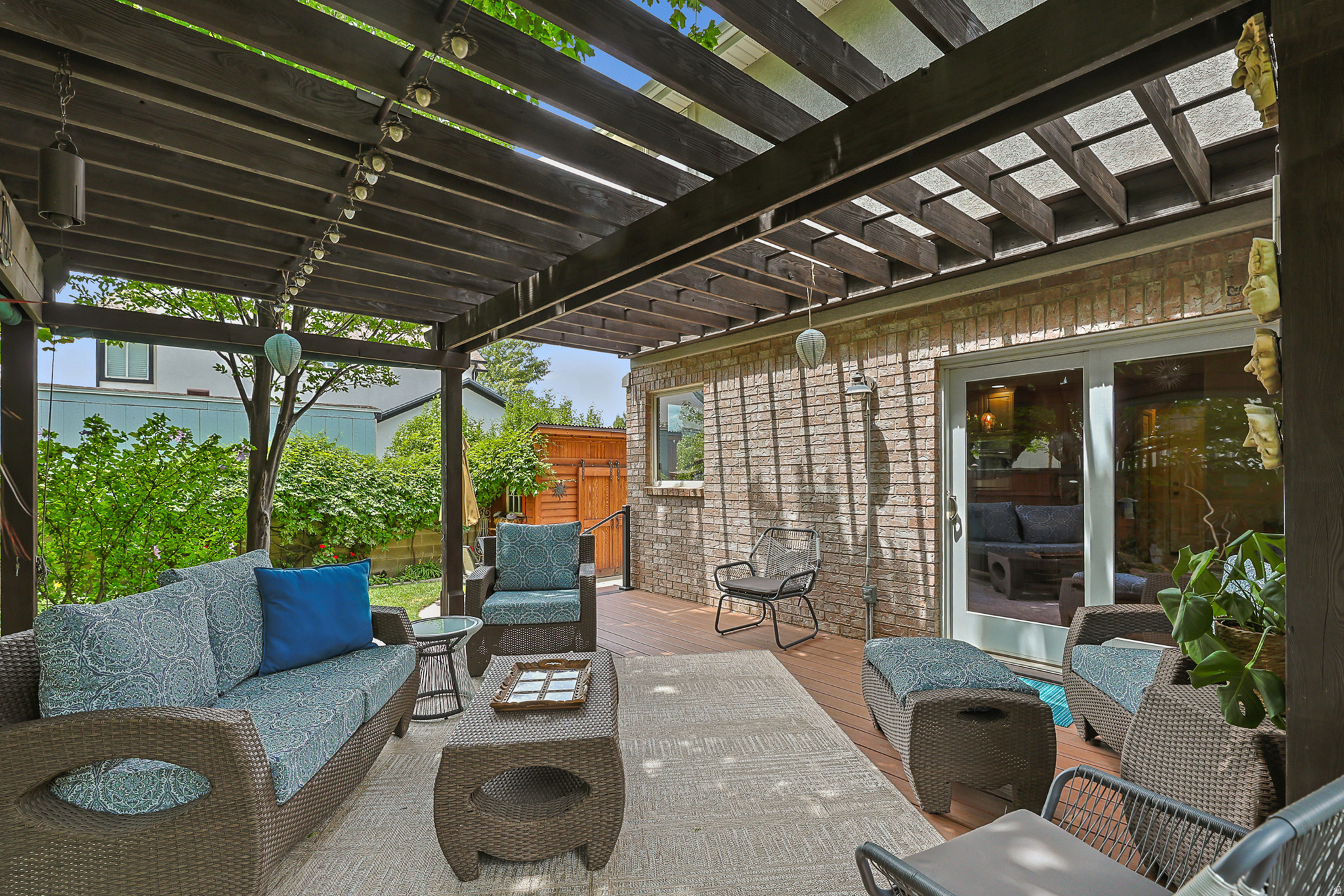 MEADOWS - Residential