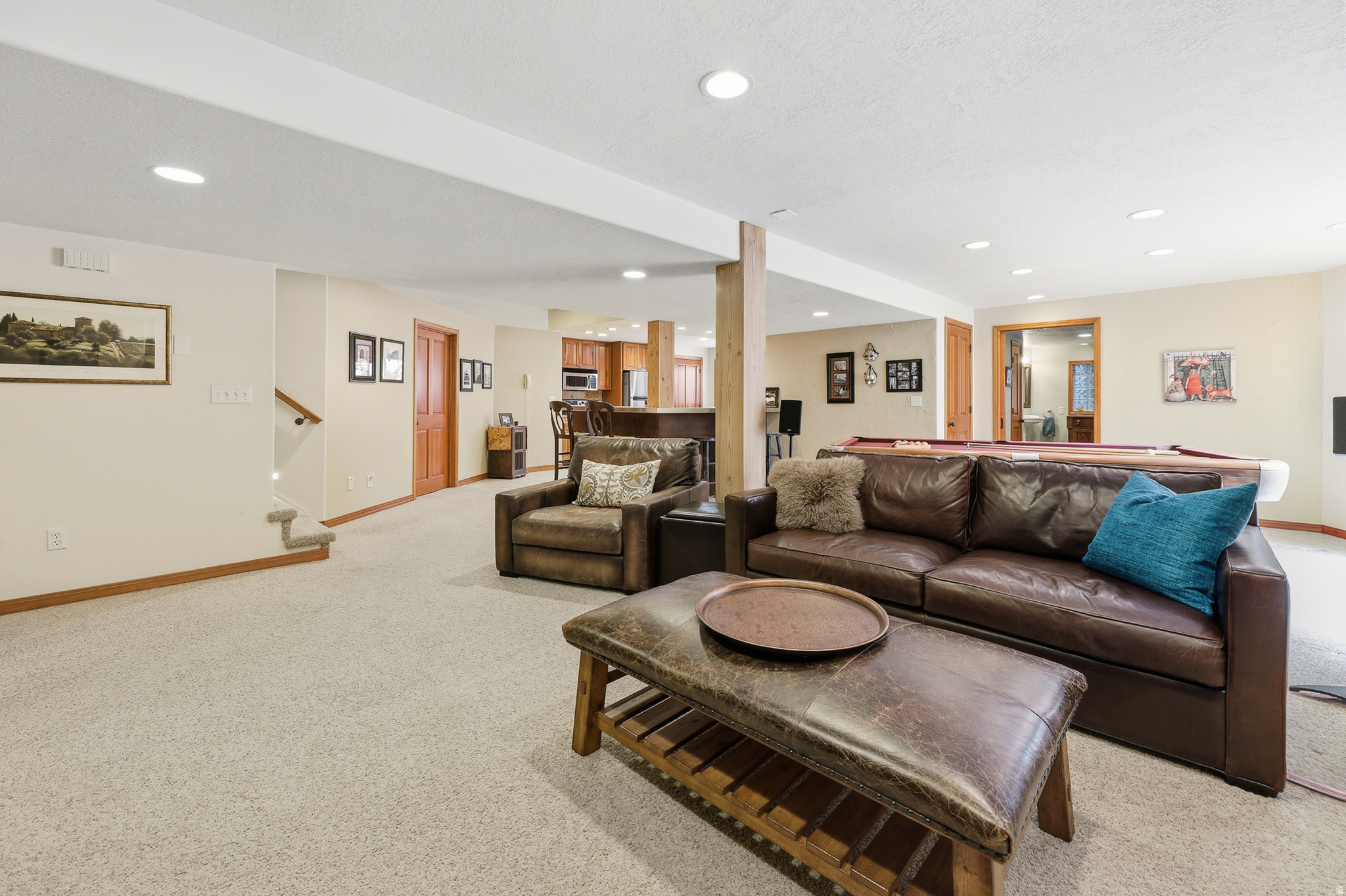 MEADOWS - Residential