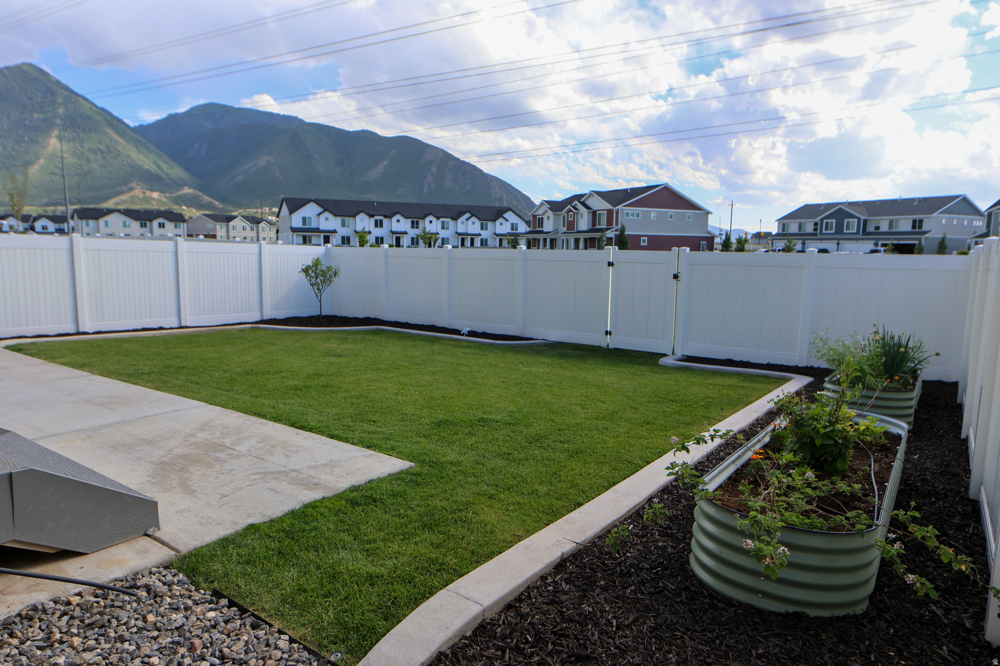 QUIET VALLEY - Residential