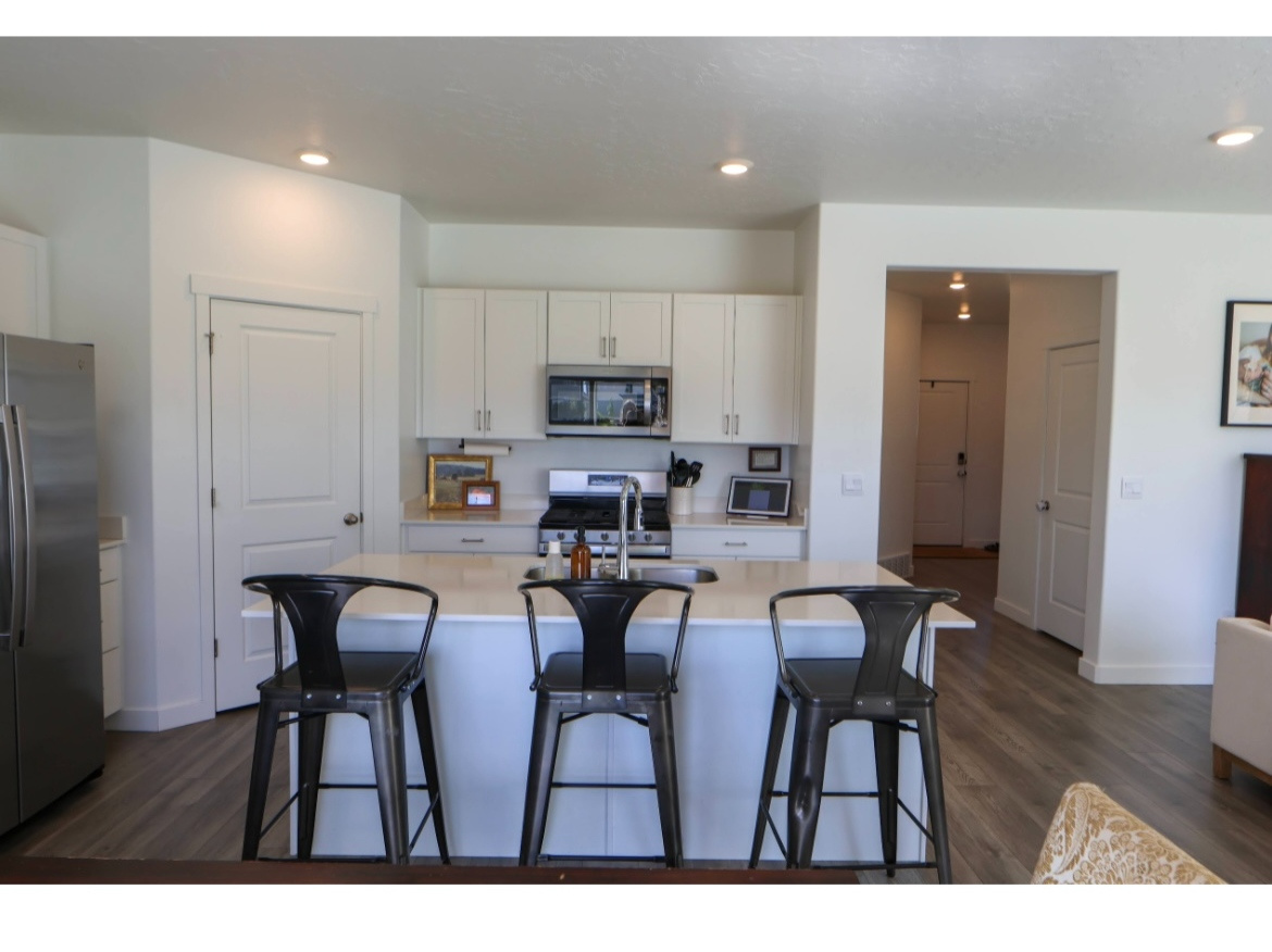 QUIET VALLEY - Residential