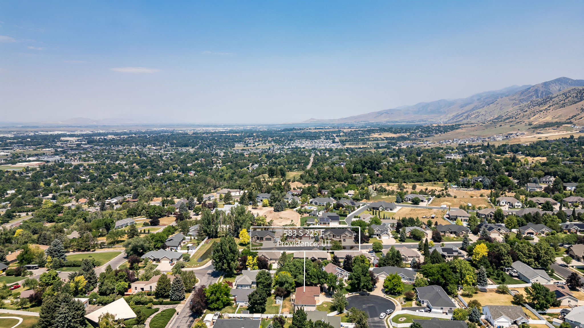 APPLE HILL - Residential