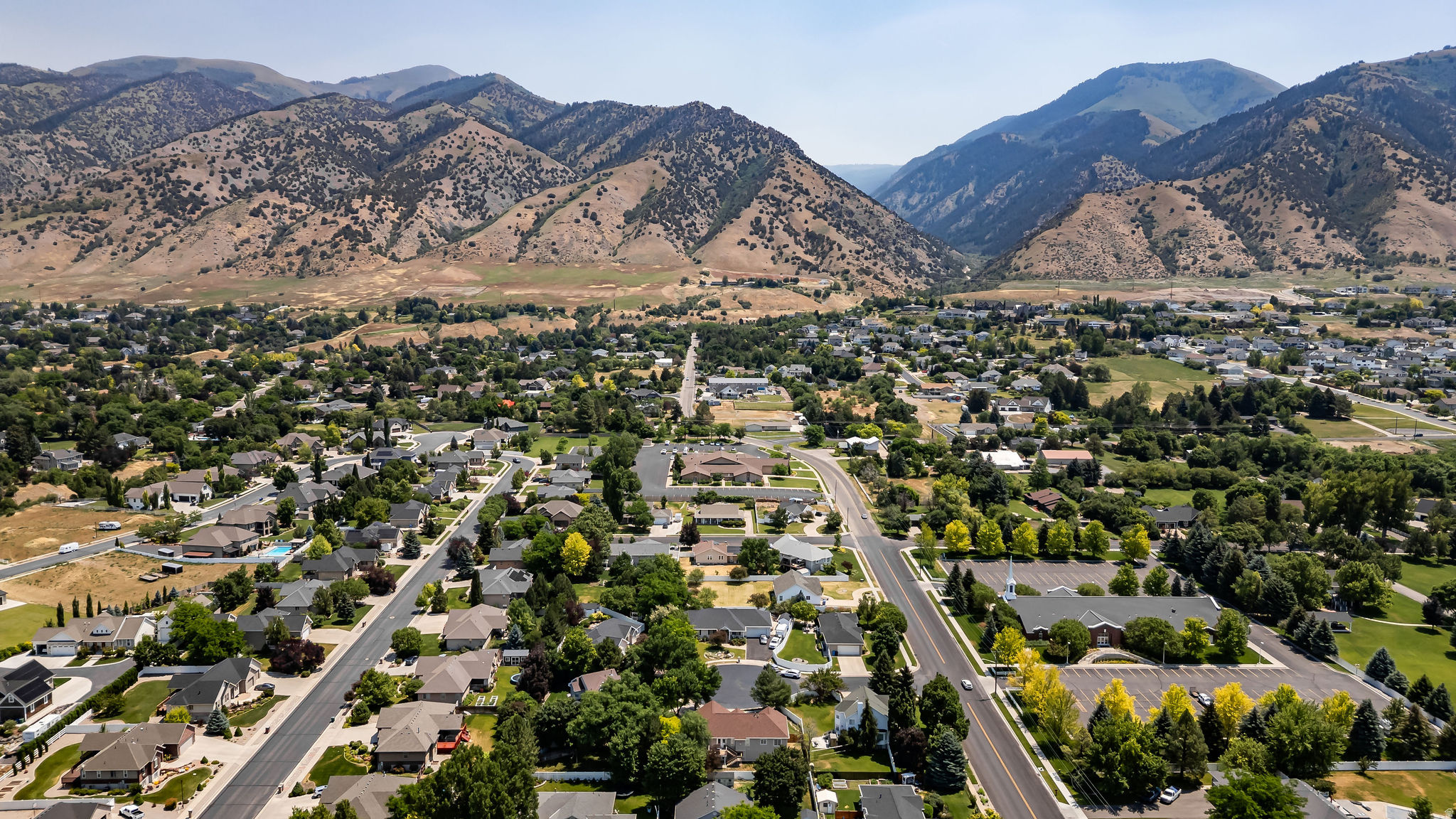 APPLE HILL - Residential