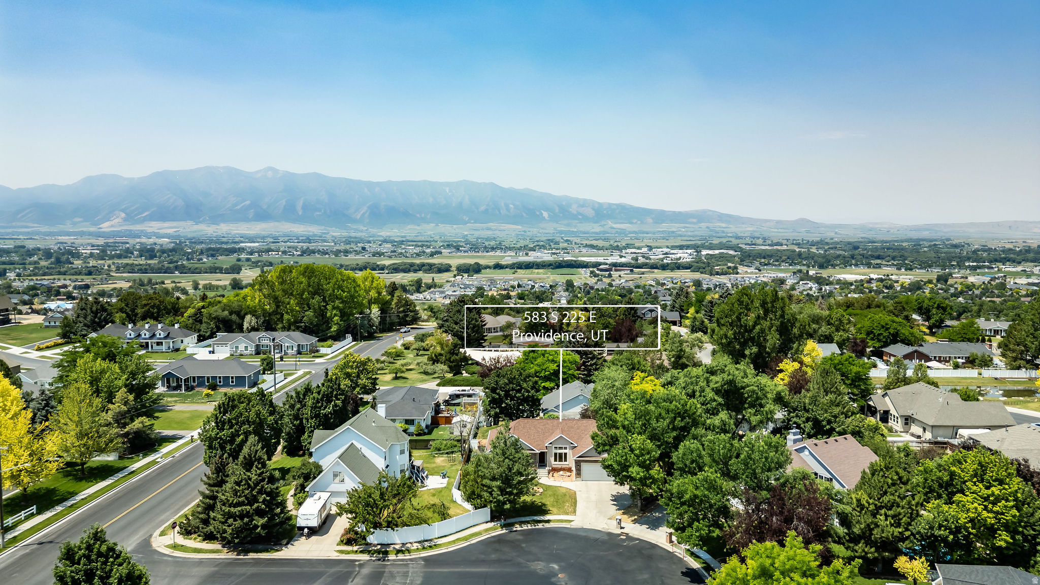 APPLE HILL - Residential