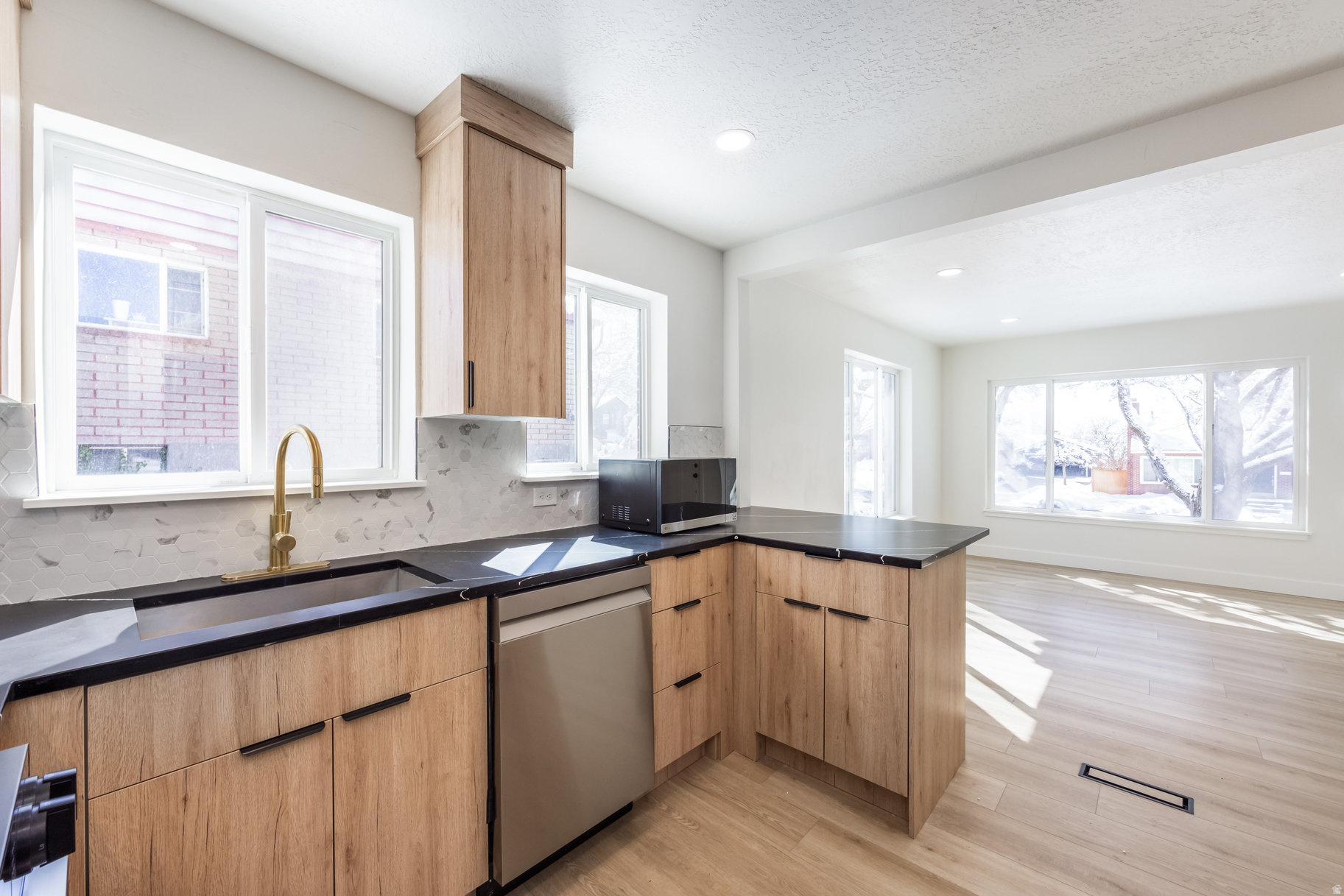 WASATCH HEIGHTS - Residential Lease