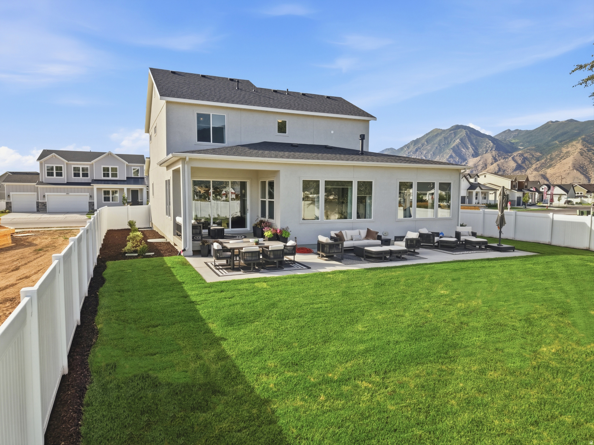 PARKSIDE AT SUNRISE RANCH - Residential