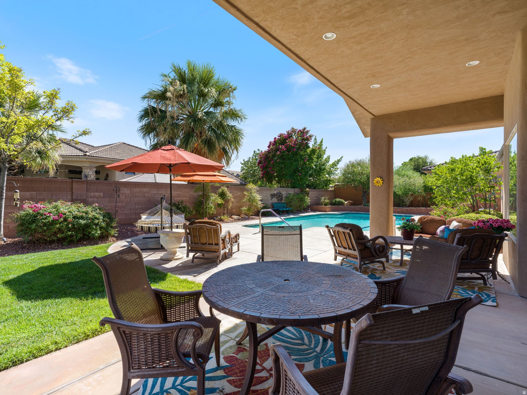 SILVERSTONE 4 AT GREEN SPRINGS - Residential