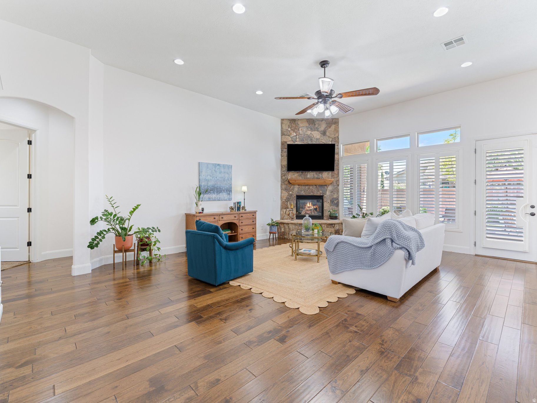 SILVERSTONE 4 AT GREEN SPRINGS - Residential