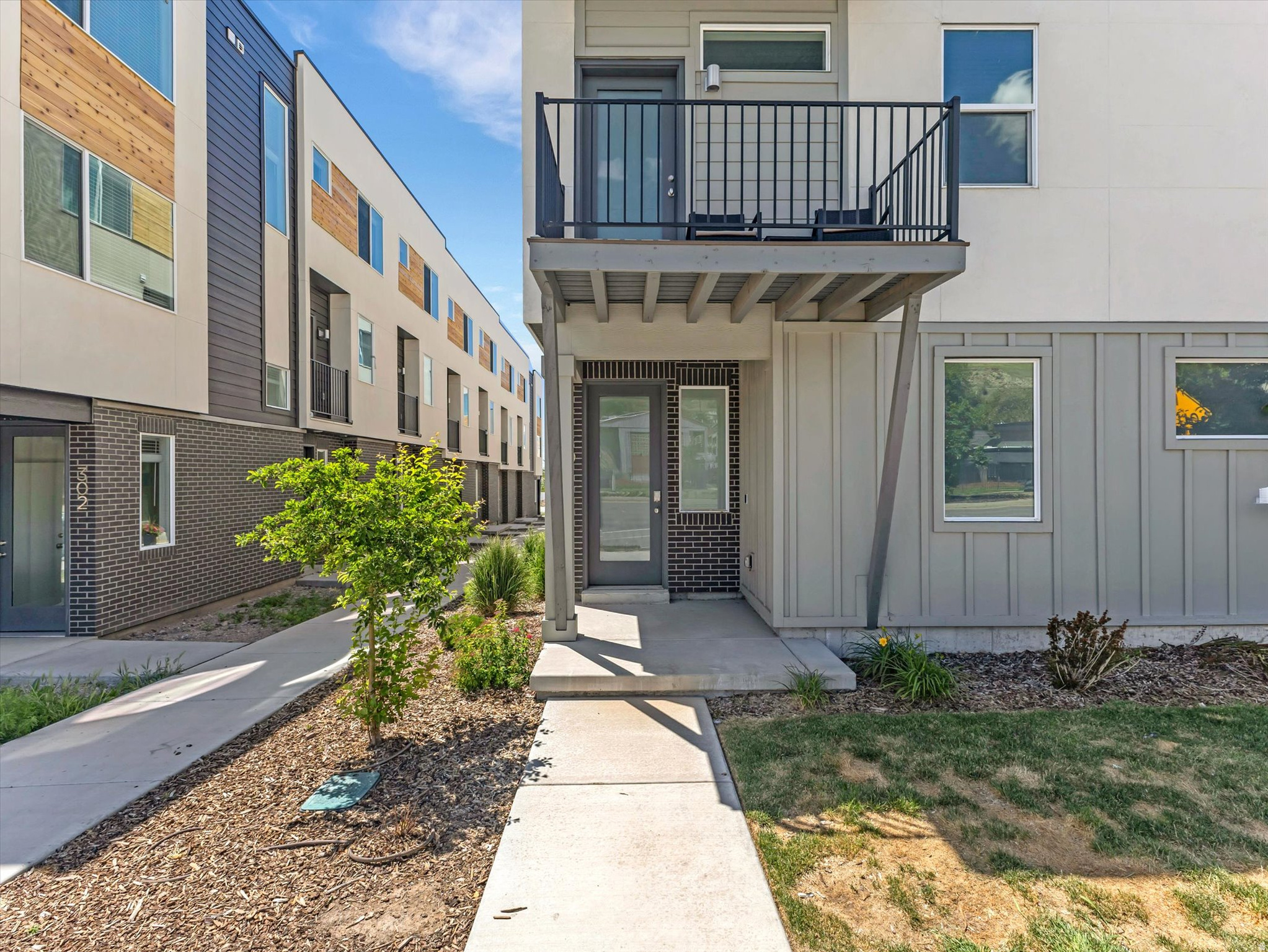 AZURE PLACE - Residential