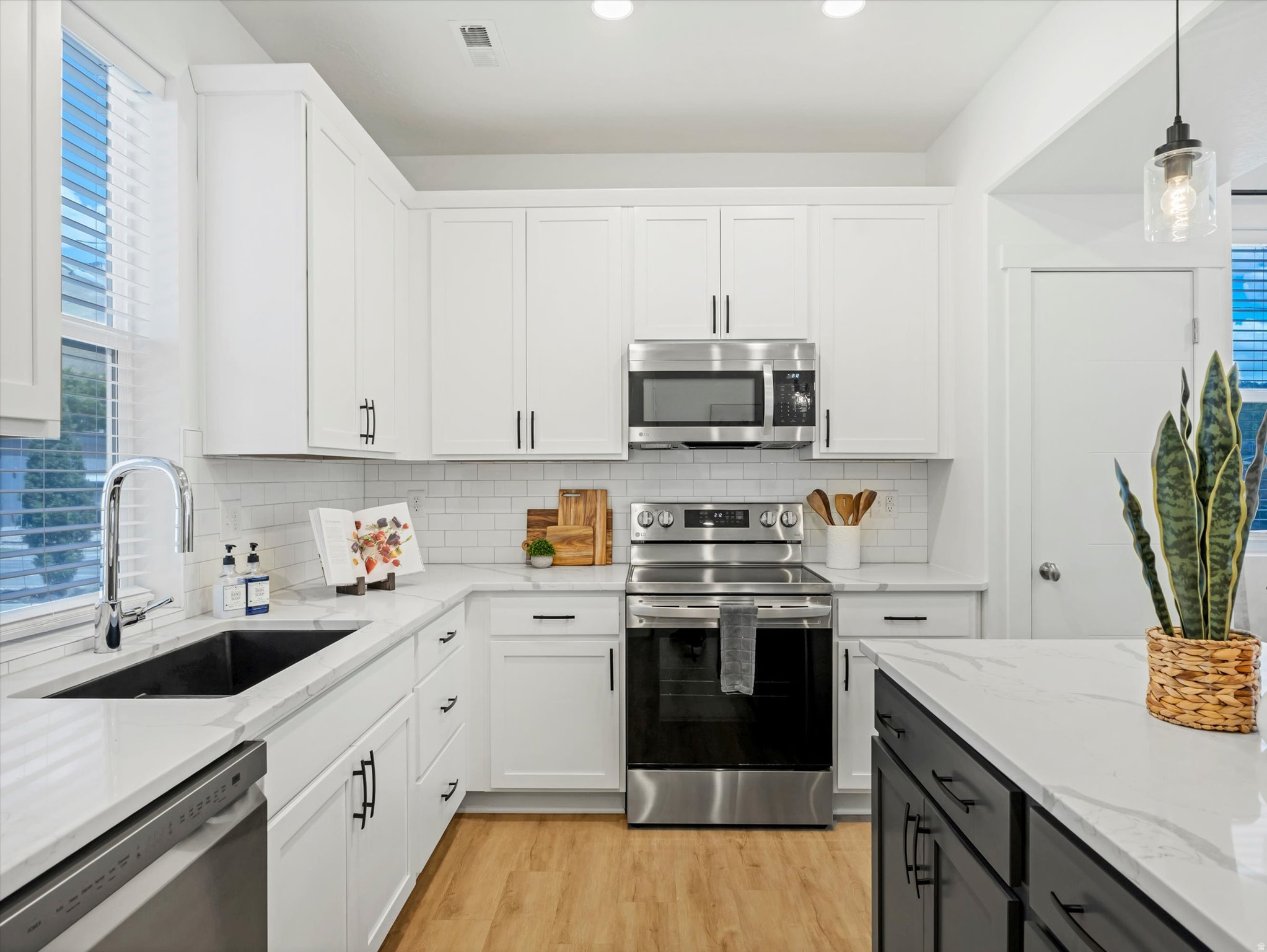 AZURE PLACE - Residential