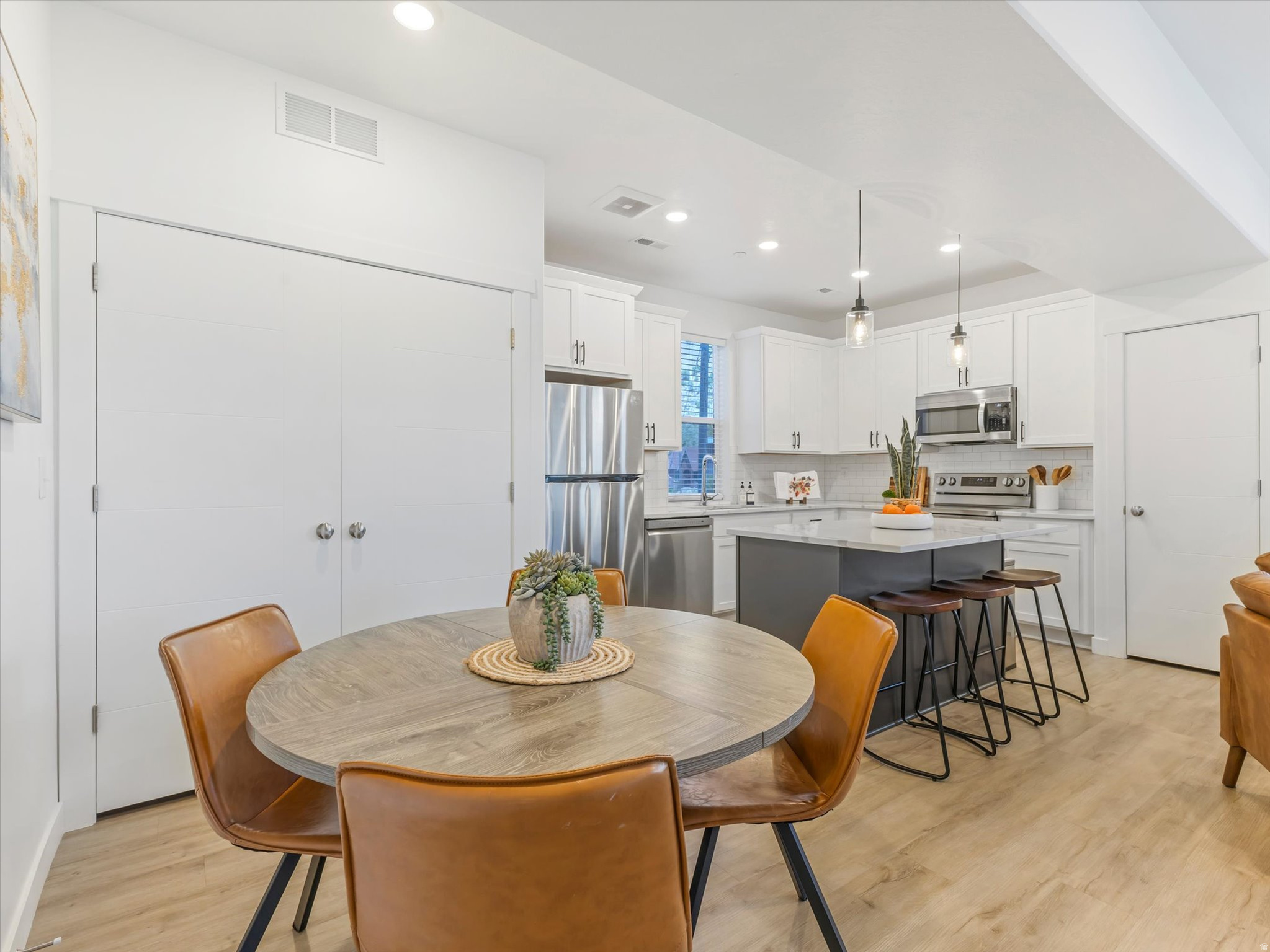 AZURE PLACE - Residential