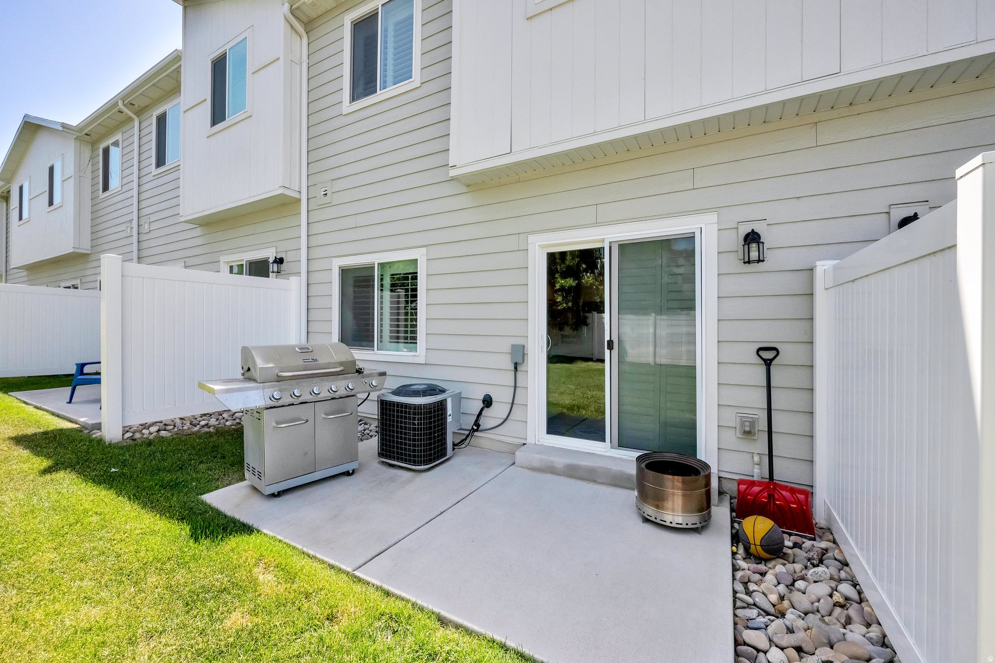 PROMINENCE POINT SUB - Residential