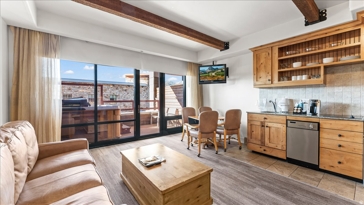 NEWPARK HOTEL - Residential