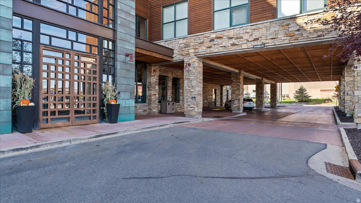 NEWPARK HOTEL - Residential