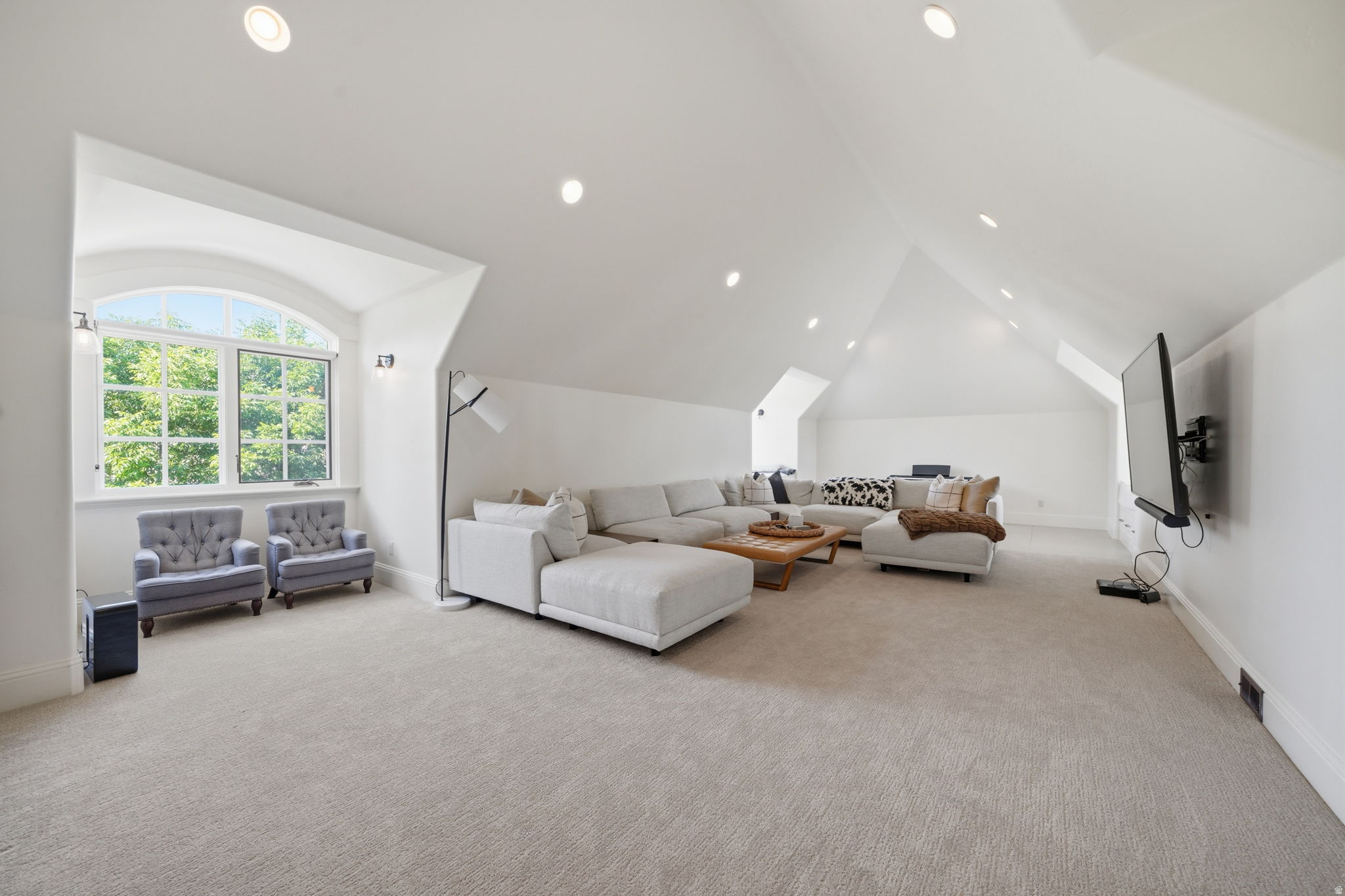 THE BERKSHIRES - Residential