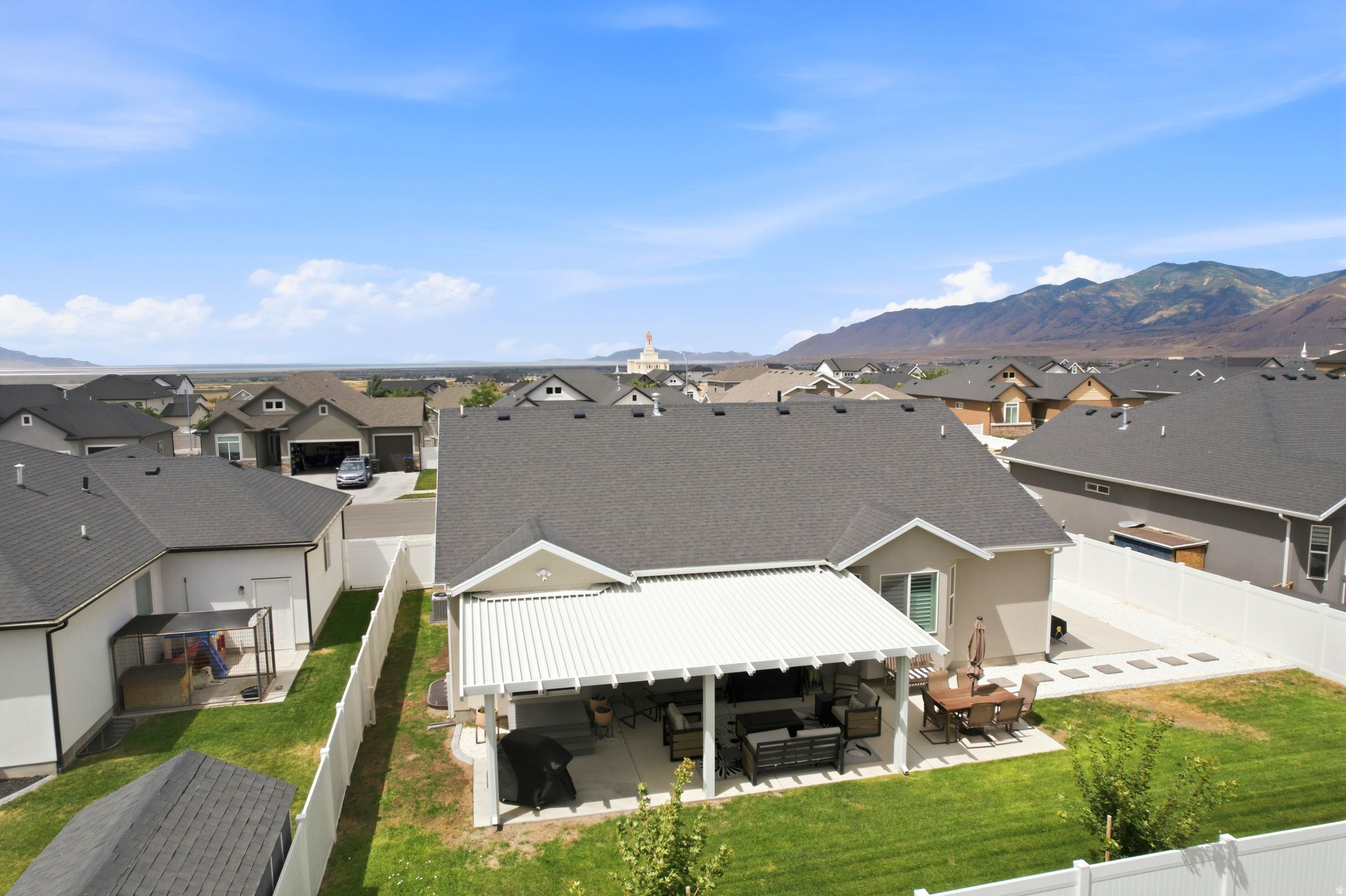 OVERLAKE ESTATES - Residential