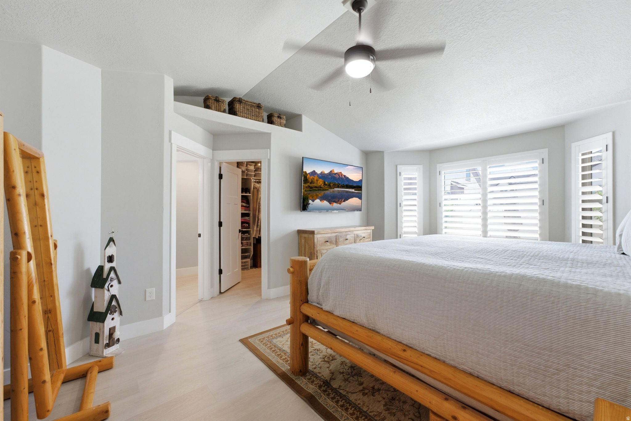 OVERLAKE ESTATES - Residential