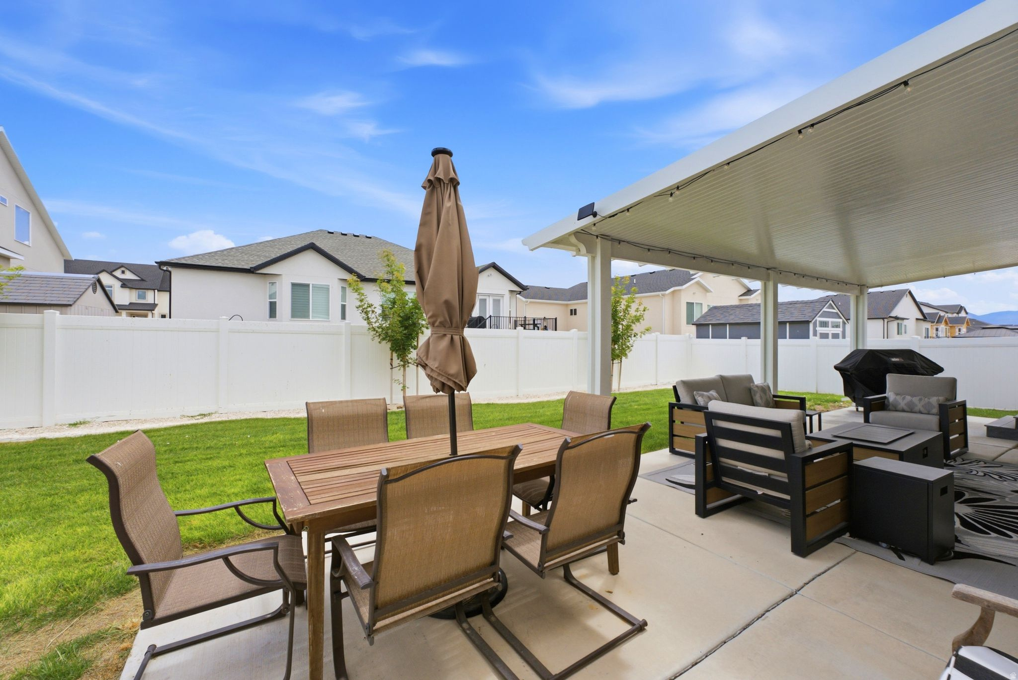 OVERLAKE ESTATES - Residential
