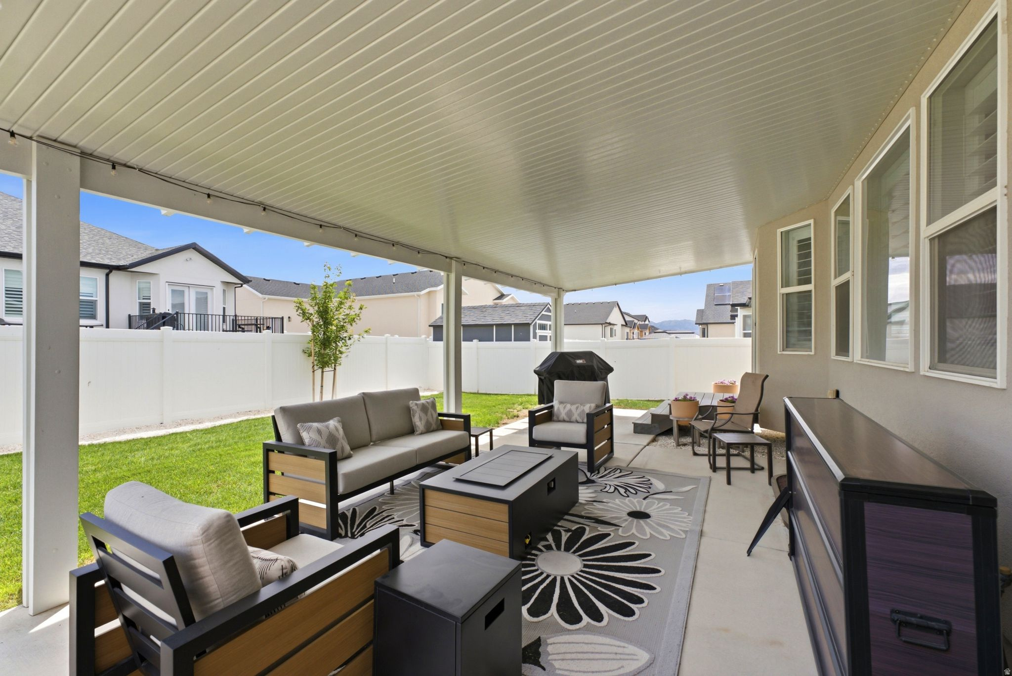 OVERLAKE ESTATES - Residential