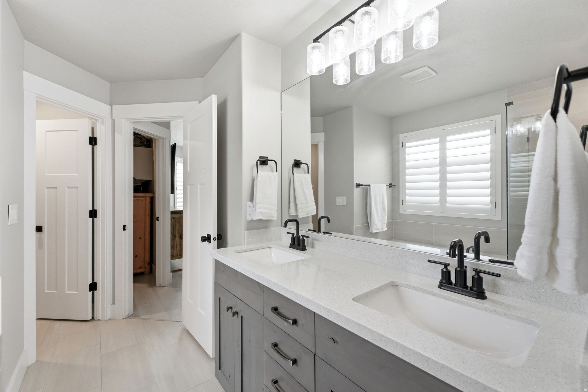OVERLAKE ESTATES - Residential