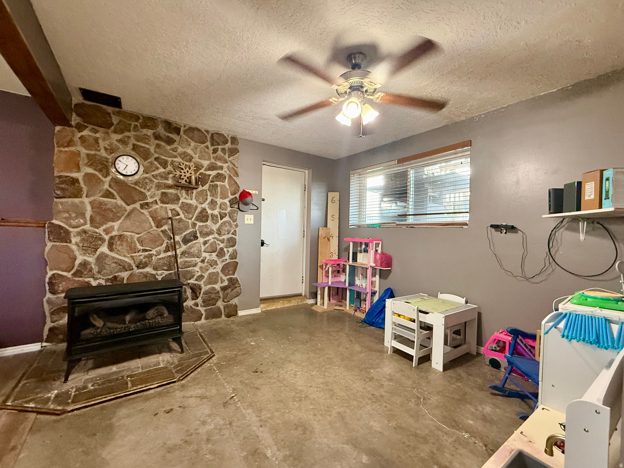 HIGH COUNTRY - Residential