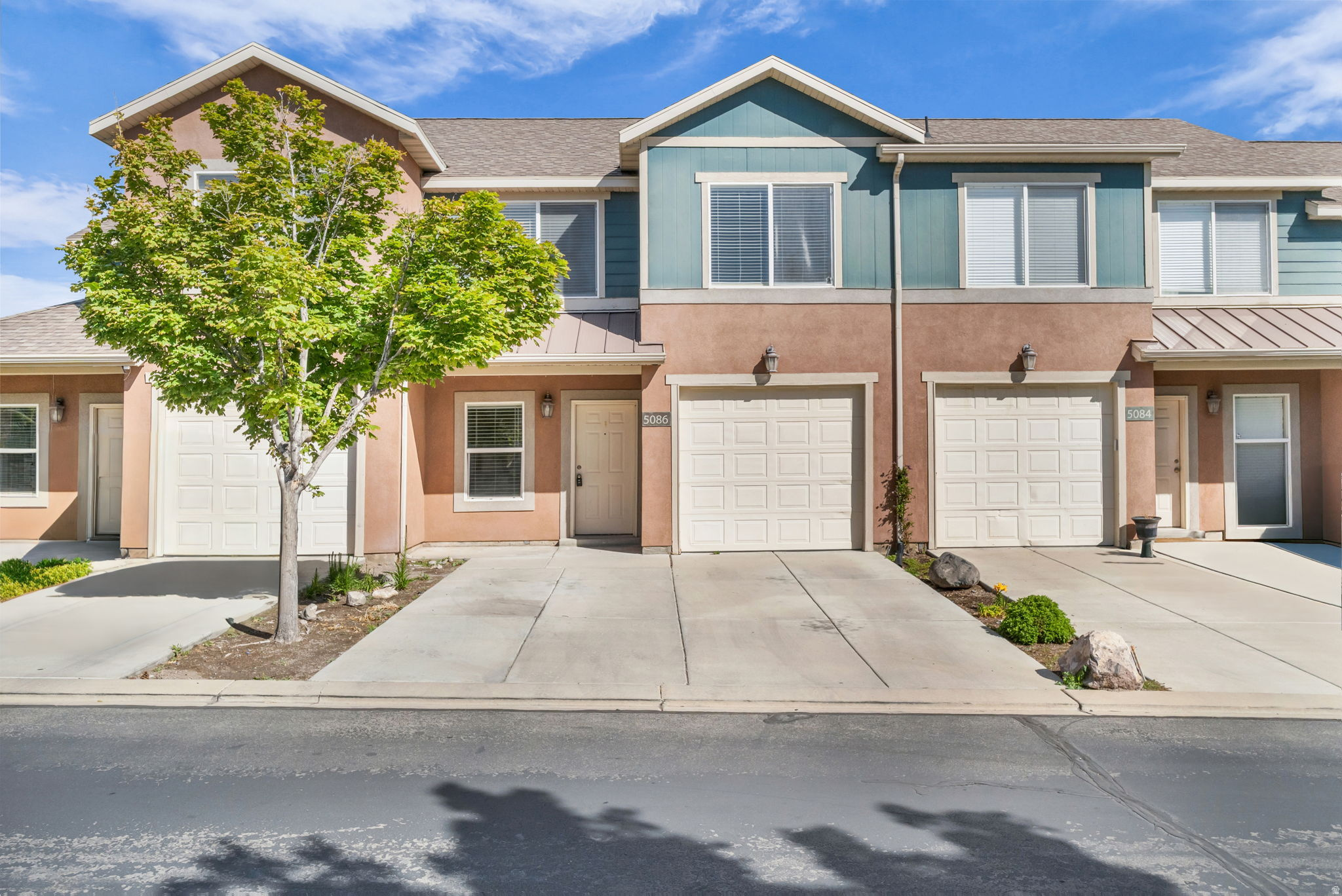 BOULDERS AT ROSECREST - Residential